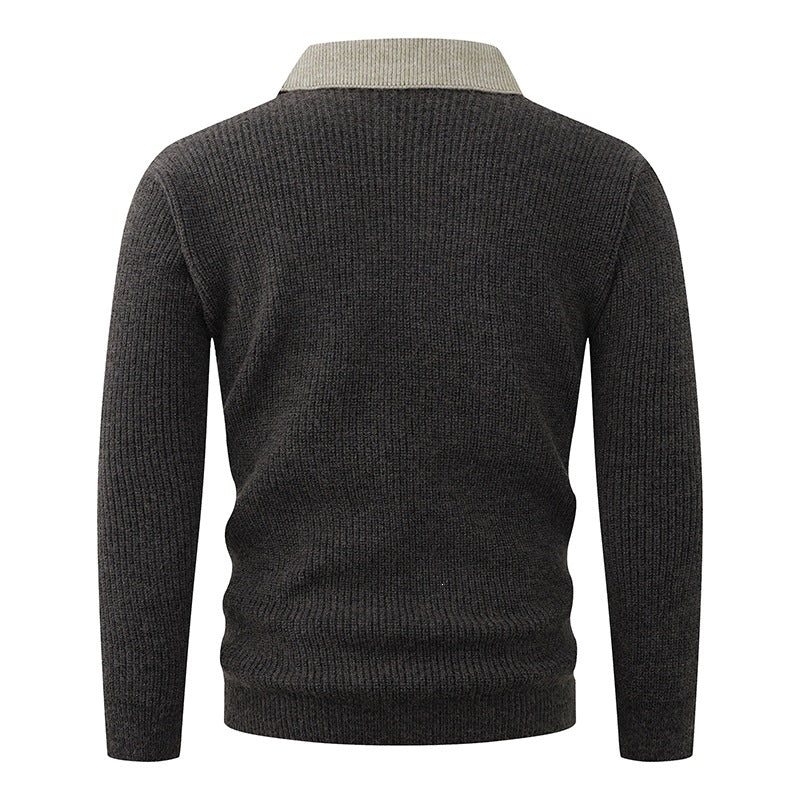 Men's fine knit pullover with integrated polo collar and deep V-neck Chichicherry