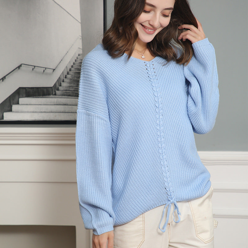 Women's knit sweater with cable center seam, V-neck and drawstring Chichicherry