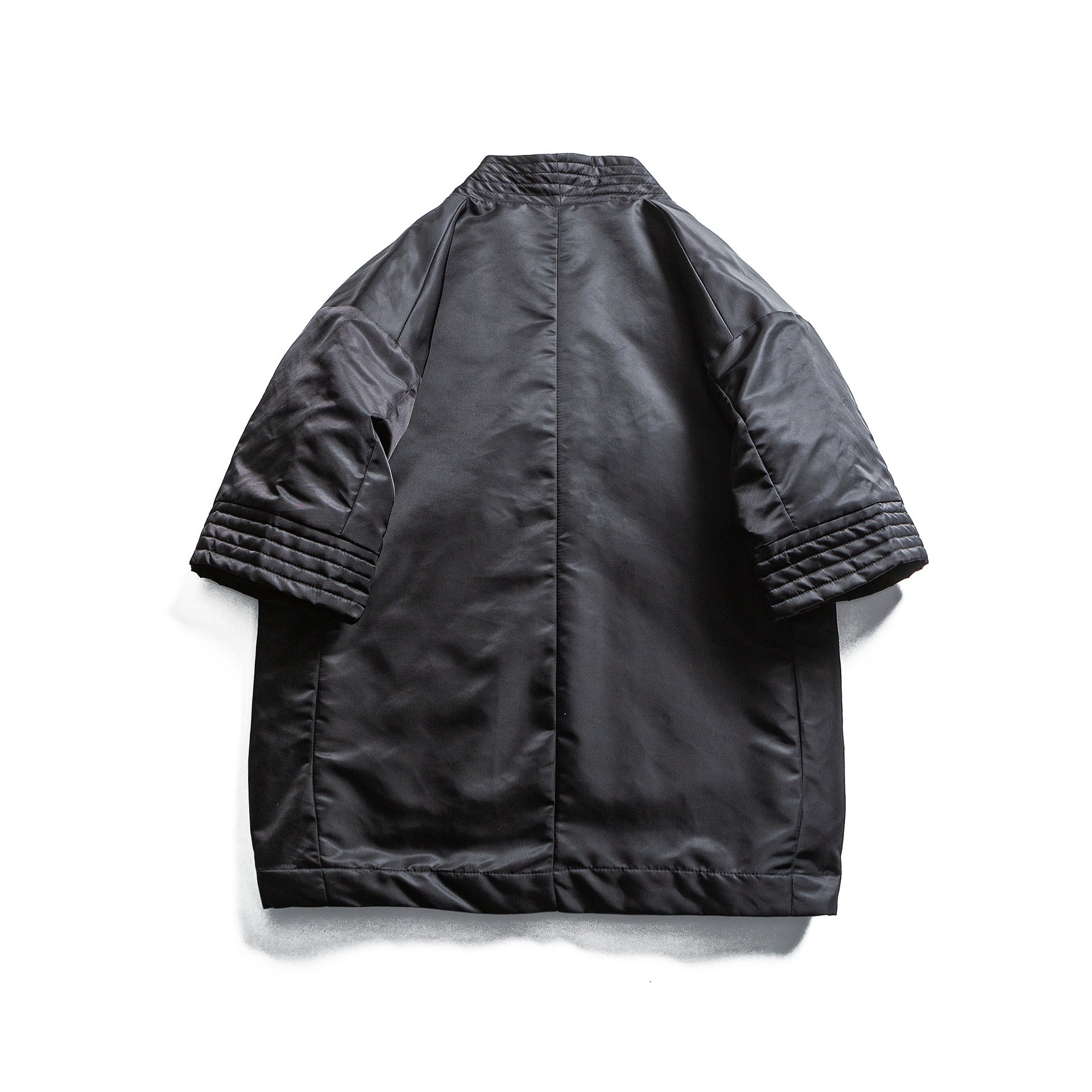 Unisex Padded Kimono Jacket with Short Sleeves and Waist Belt Chichicherry