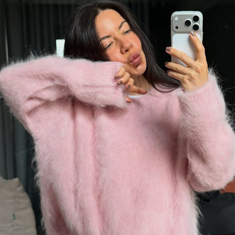 Women's Oversized Mohair Sweater with Fluffy Texture and Round Neckline Chichicherry