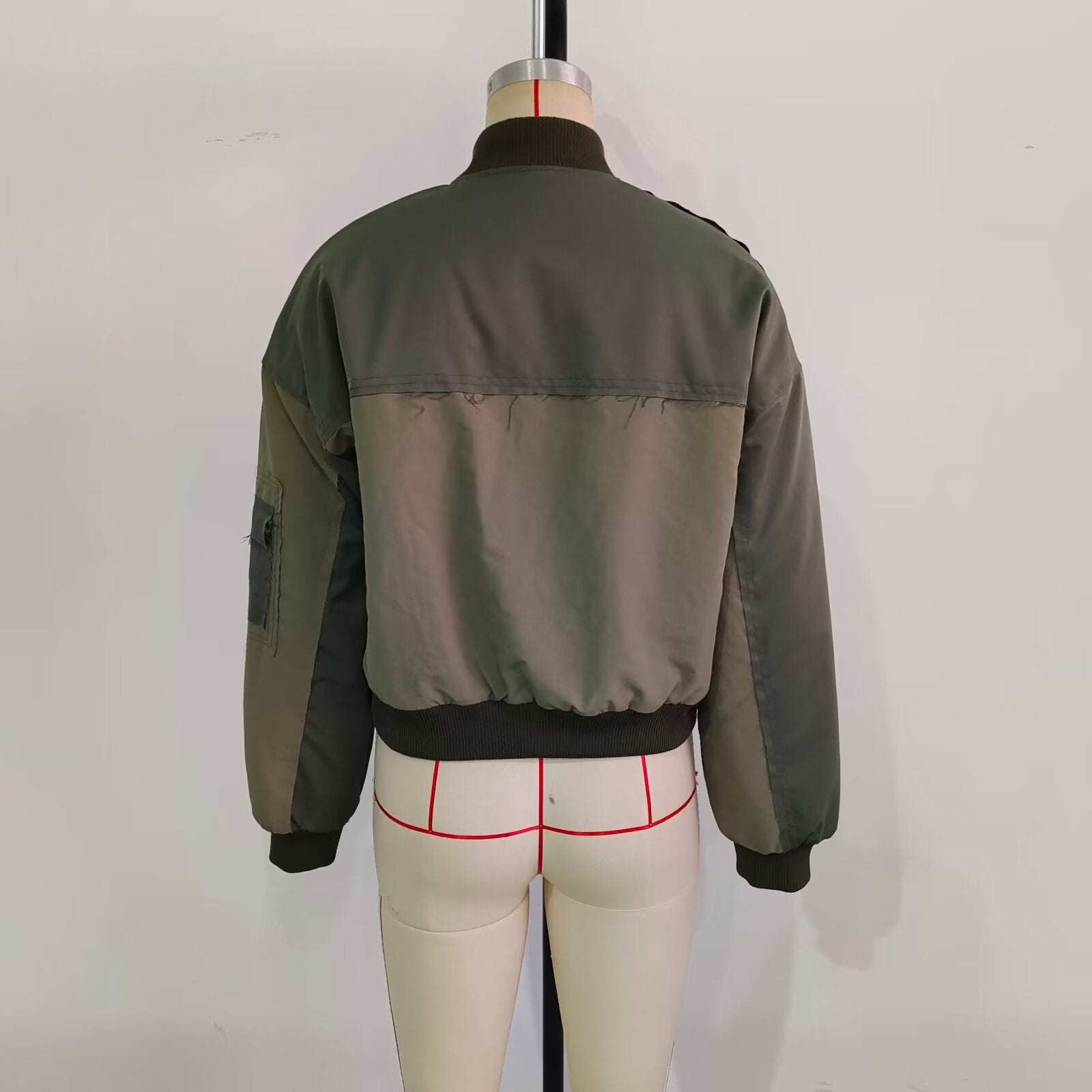 Women's Short Oversized Bomber Jacket with Utility Pockets and Ribbed Cuffs Chichicherry