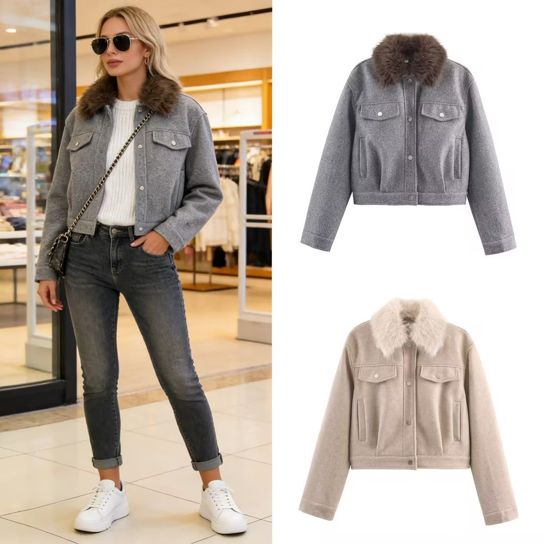 Ladies short wool jacket with voluminous fur collar, snap-button front and patch chest pockets Chichicherry