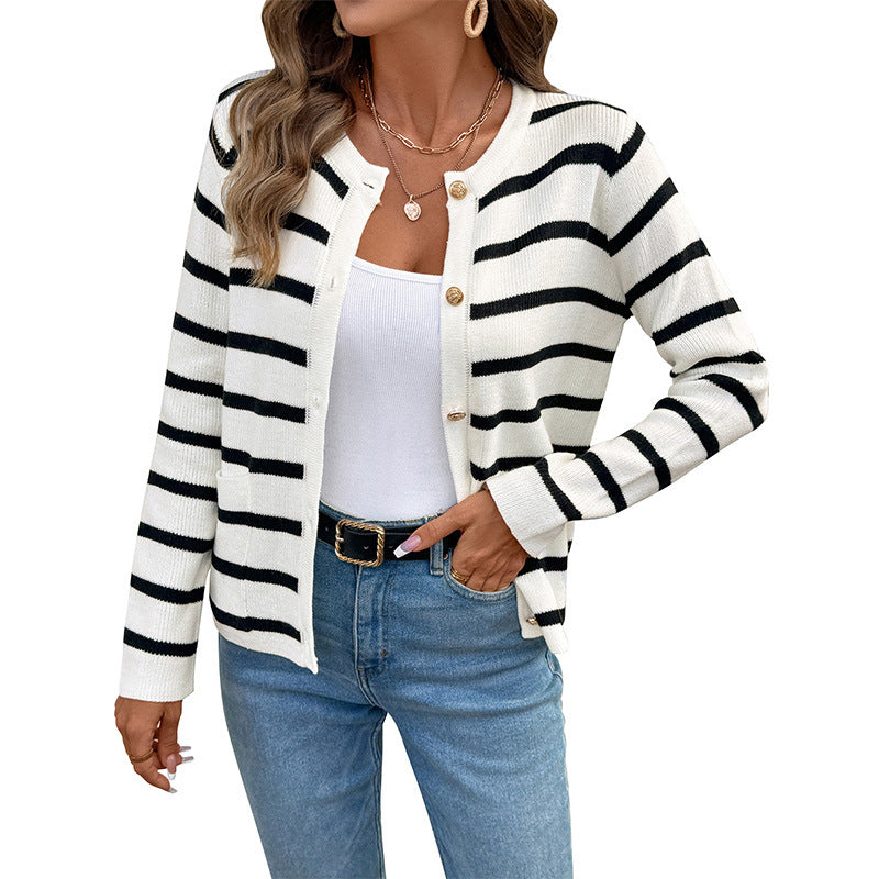 Women's fine-knit cardigan with maritime stripes, golden decorative buttons, and a slim silhouette Chichicherry