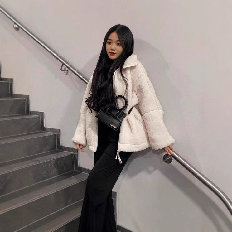 Women Wide Cut Teddy Fleece Jacket with High Standing Collar Chichicherry