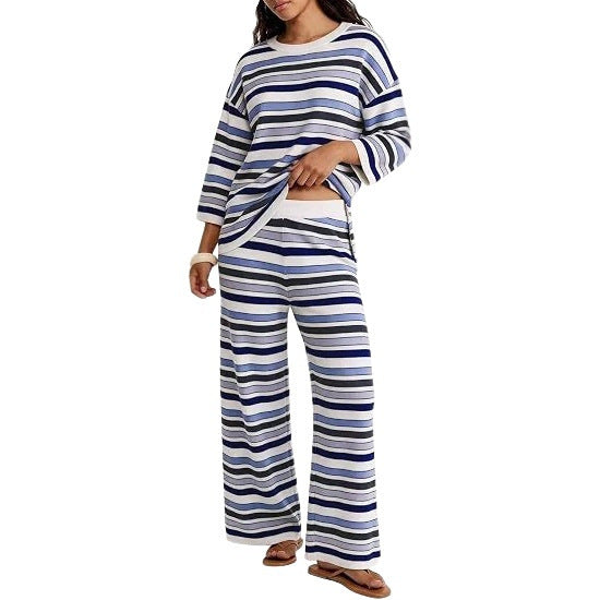 Women's Striped Lounge Set made of lightweight knit with wide leg and 3/4 sleeves Chichicherry