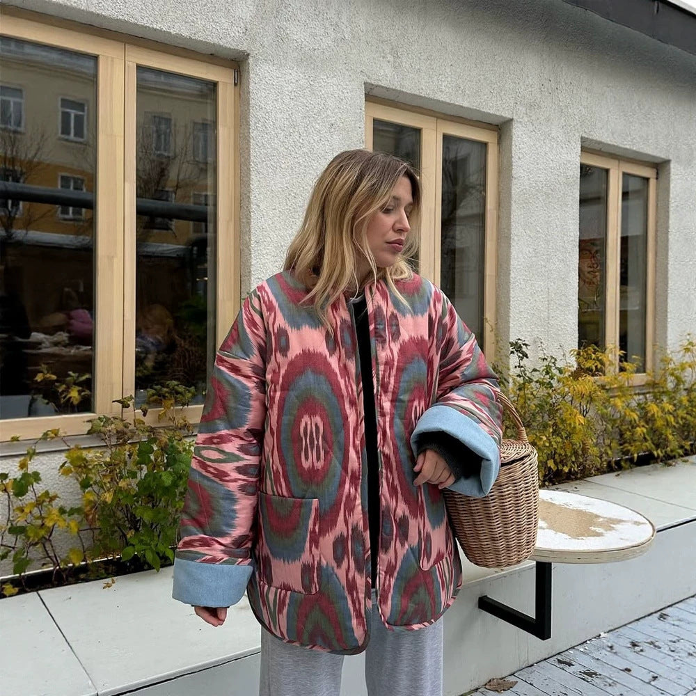 Women's quilted kimono jacket with ikat print, oversized cut and contrasting cuffs Chichicherry