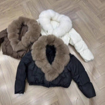 Women's short quilted cropped puffer jacket with voluminous faux fur collar Chichicherry