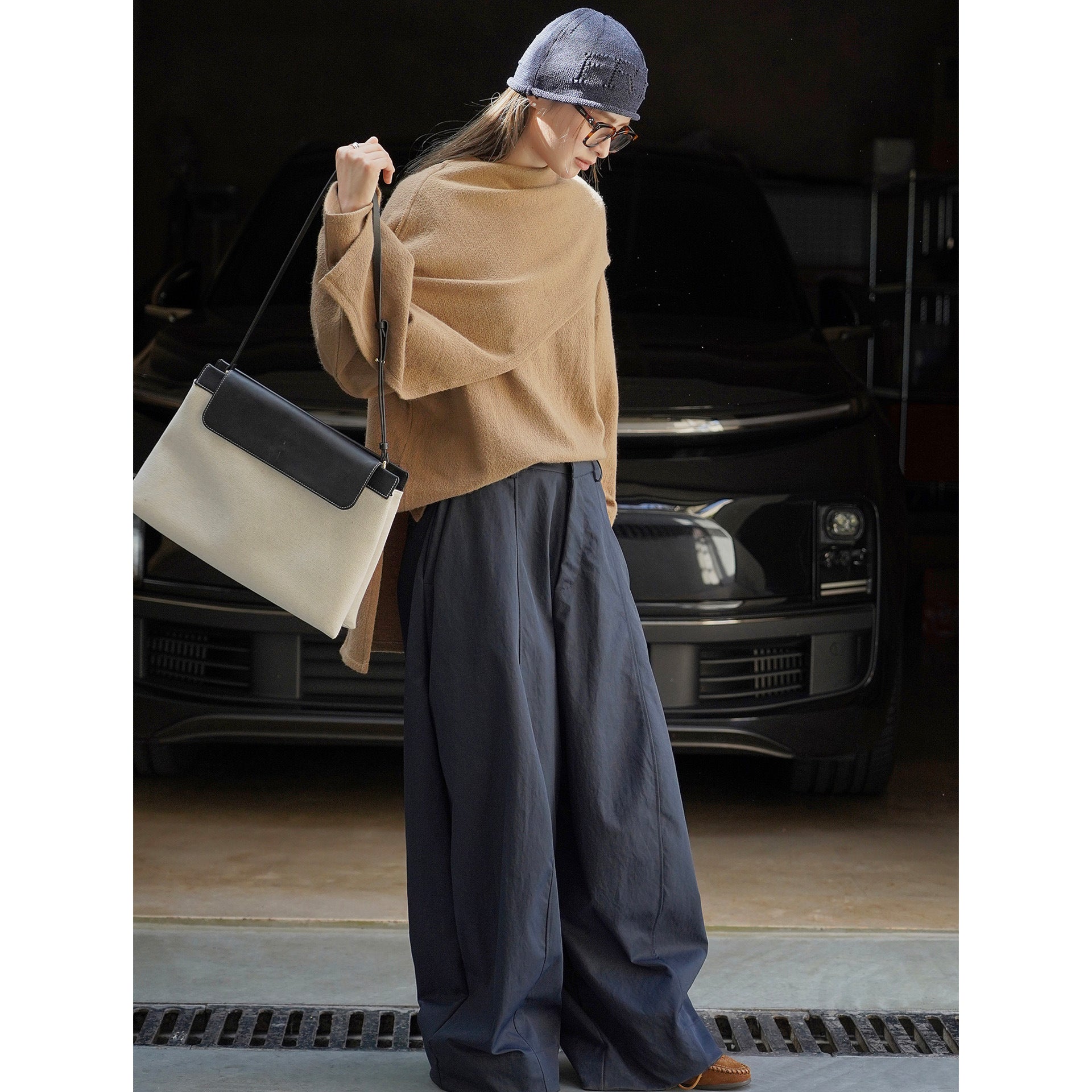 Women's ultra-wide high-waisted culotte pants with a deep crotch and clean waistband Chichicherry