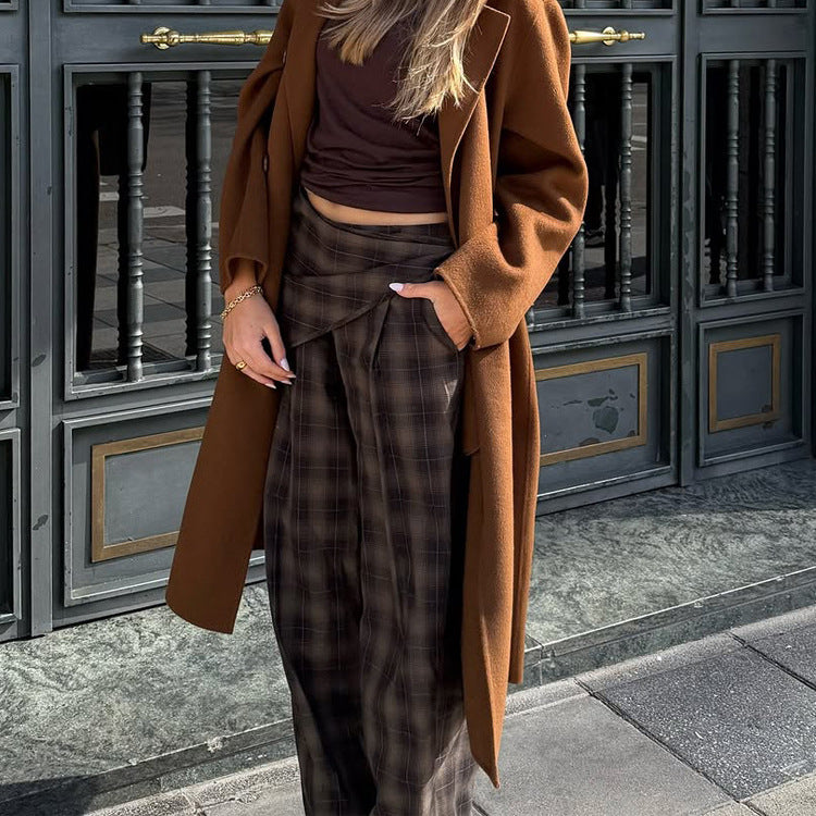 Women Longer Wool Blend Coat with Oversized Cut and Wide Lapel Chichicherry