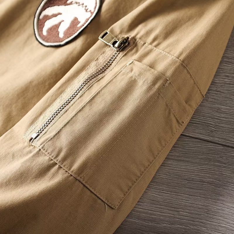 Herren Casual Bomberjacke mit Reißverschluss, Brustpatch und Ärmel-Taschendetail Chichicherry