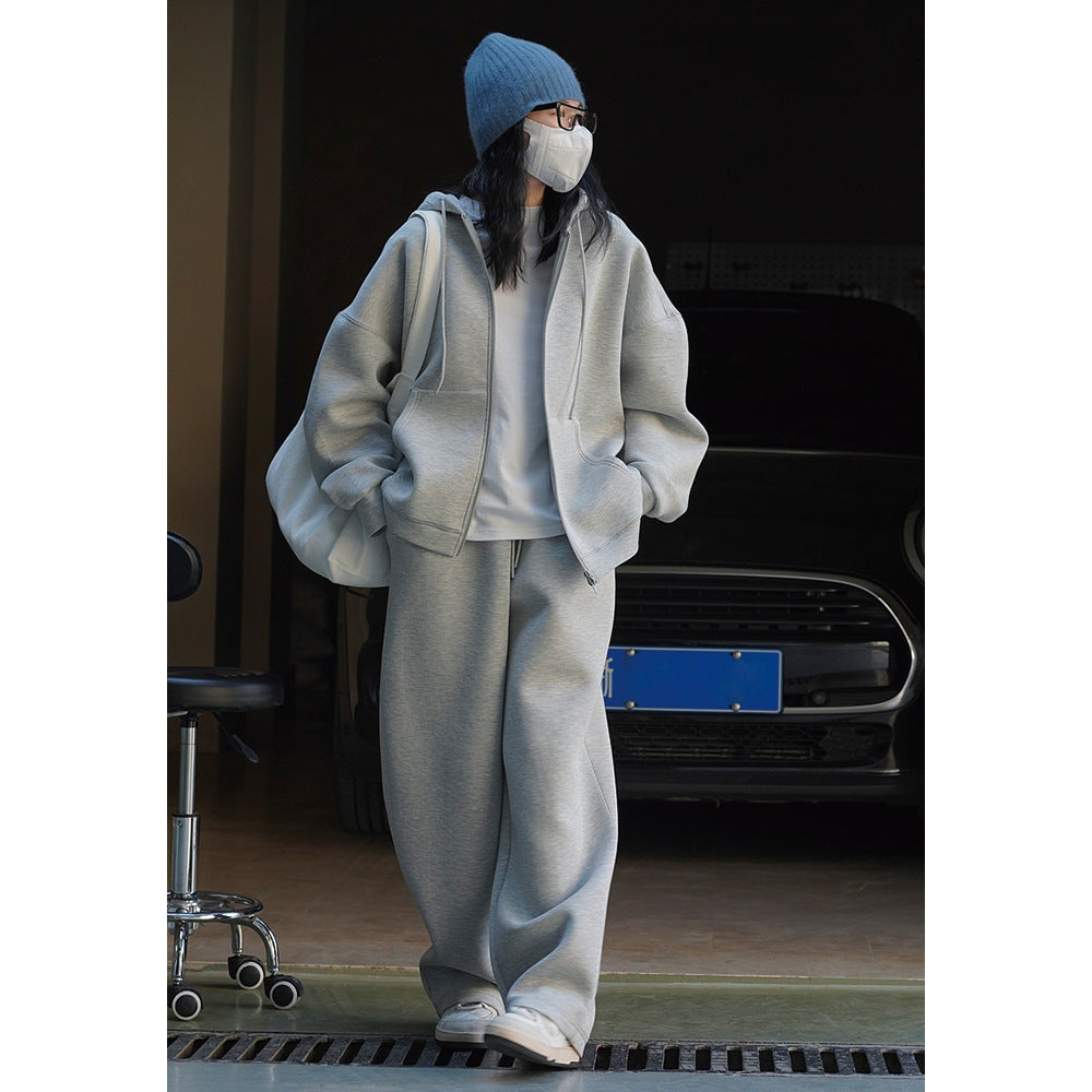 Women's Oversize Zip Hoodie in Scuba Style with Balloon Shaped Sleeves and Pockets Chichicherry