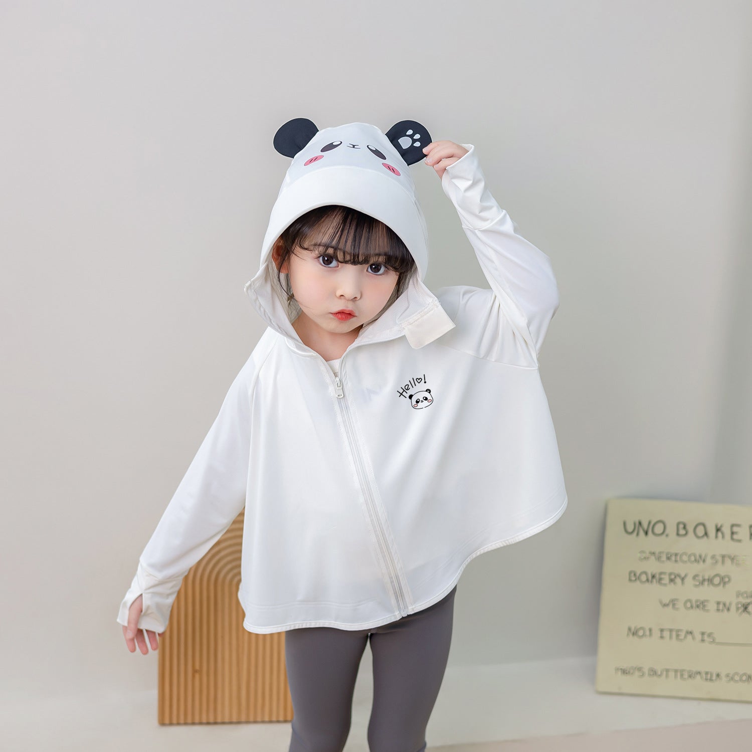Women's sporty UV protection jacket with hood Chichicherry
