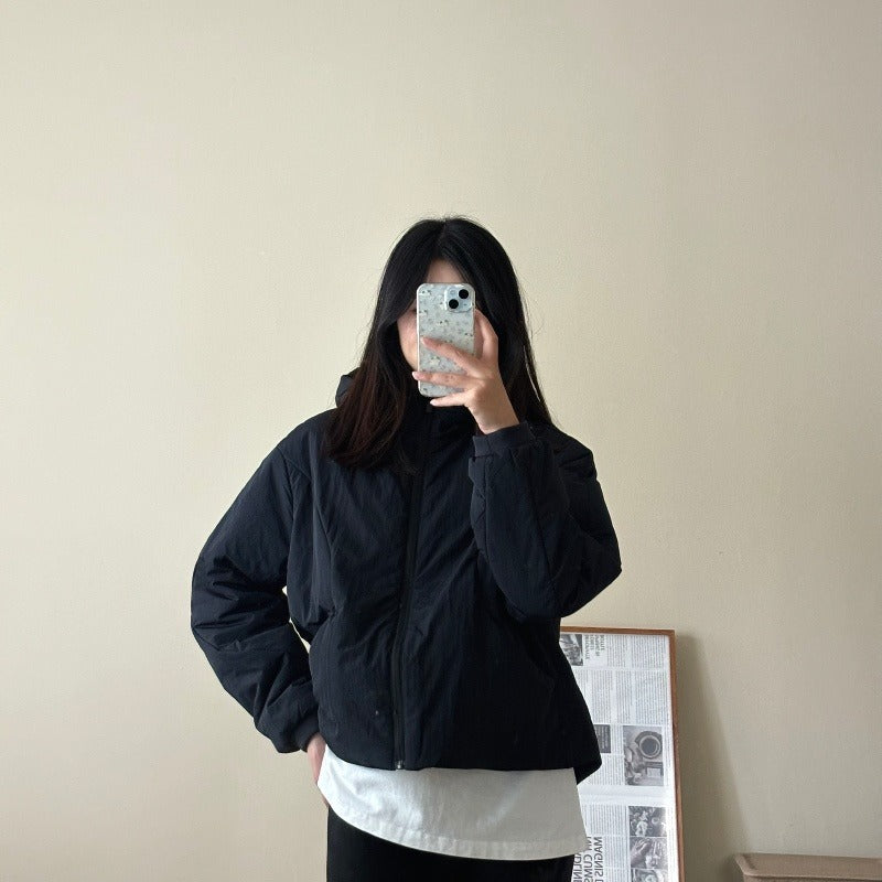 Women short cut light thermo hoodie jacket with oversized silhouette Chichicherry