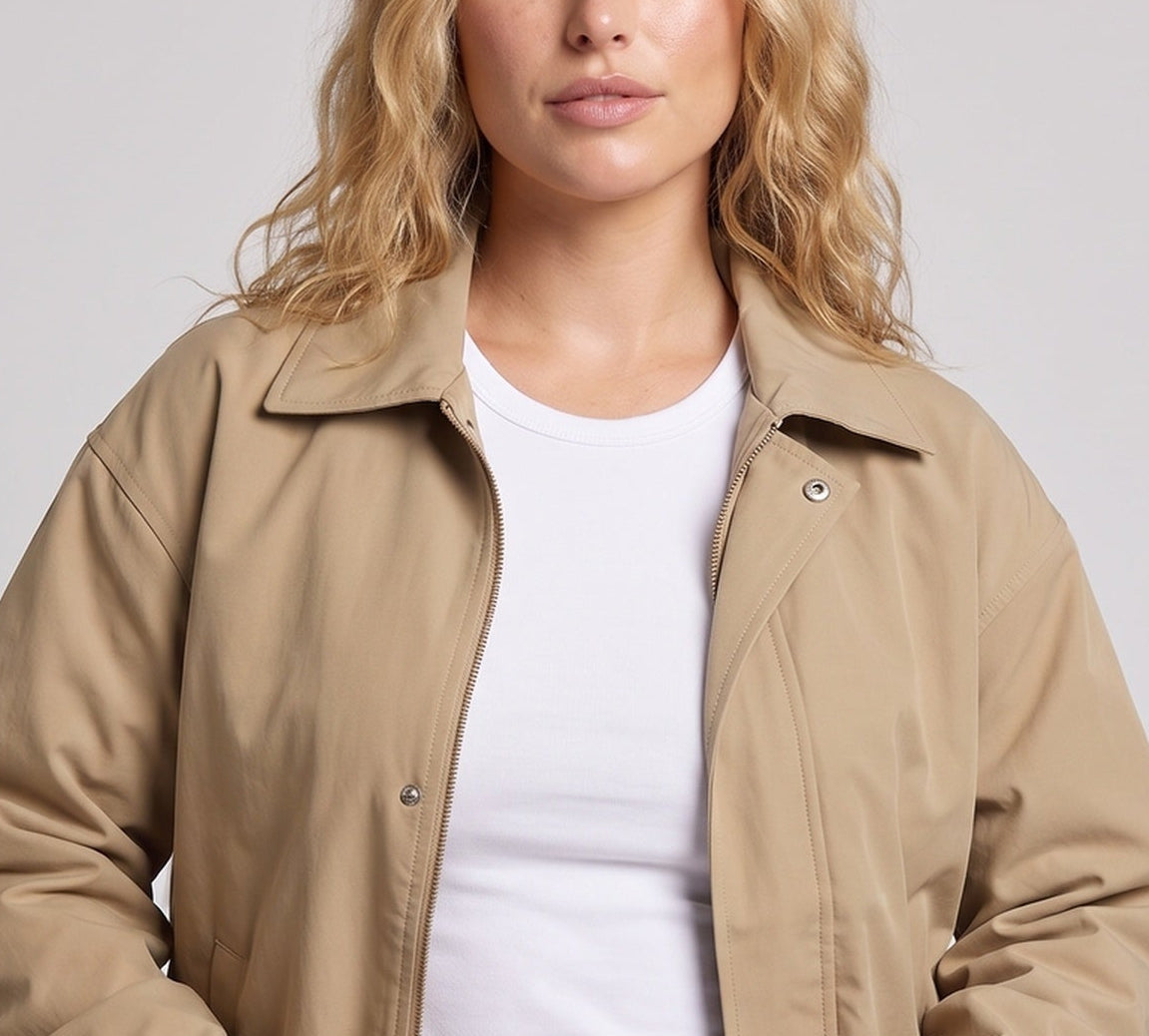 Women's Lightweight Shirt Jacket in Oversized Look with Shirt Collar and Concealed Press Stud Placket Chichicherry