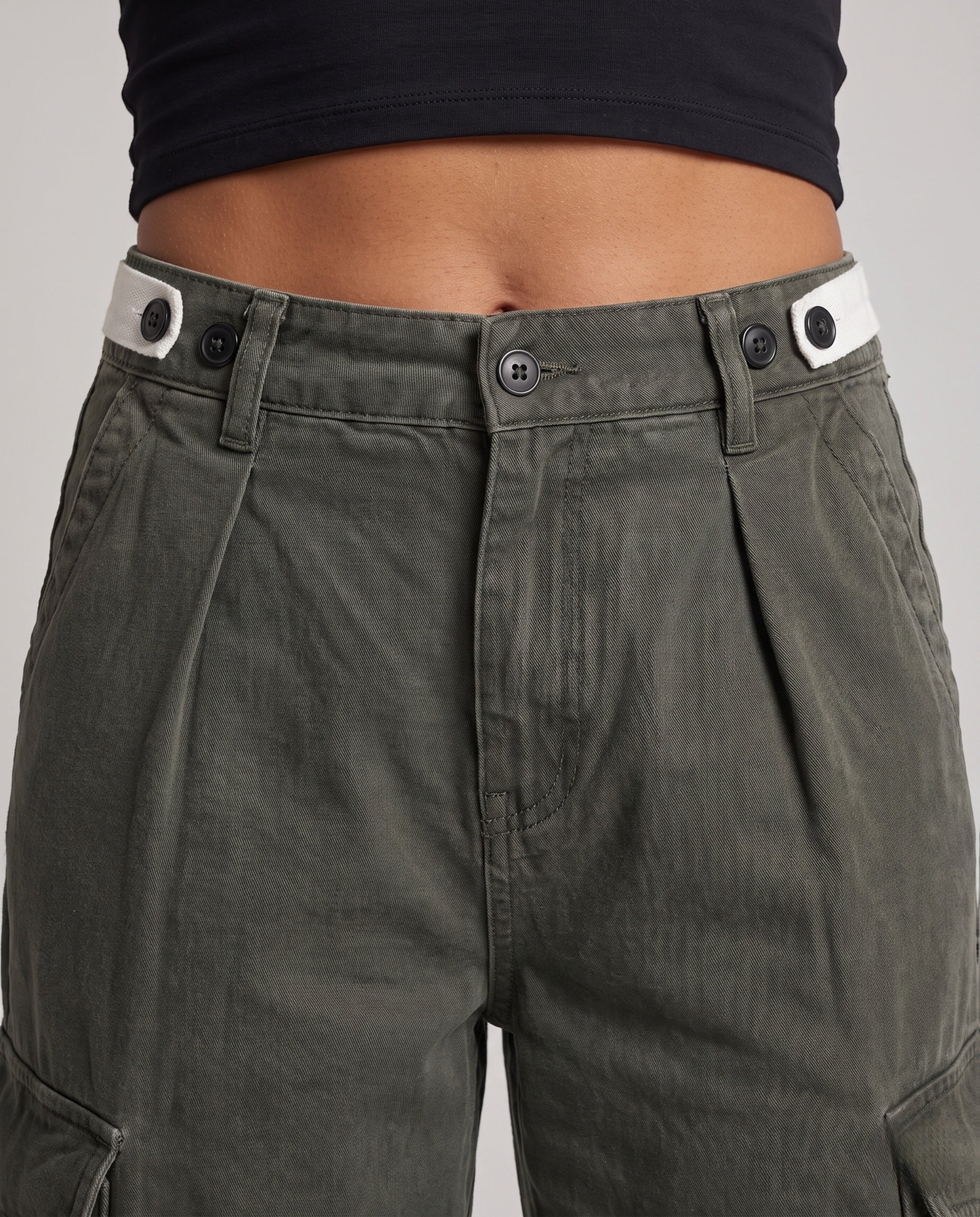 Product 10999783817562 - close_up_detail