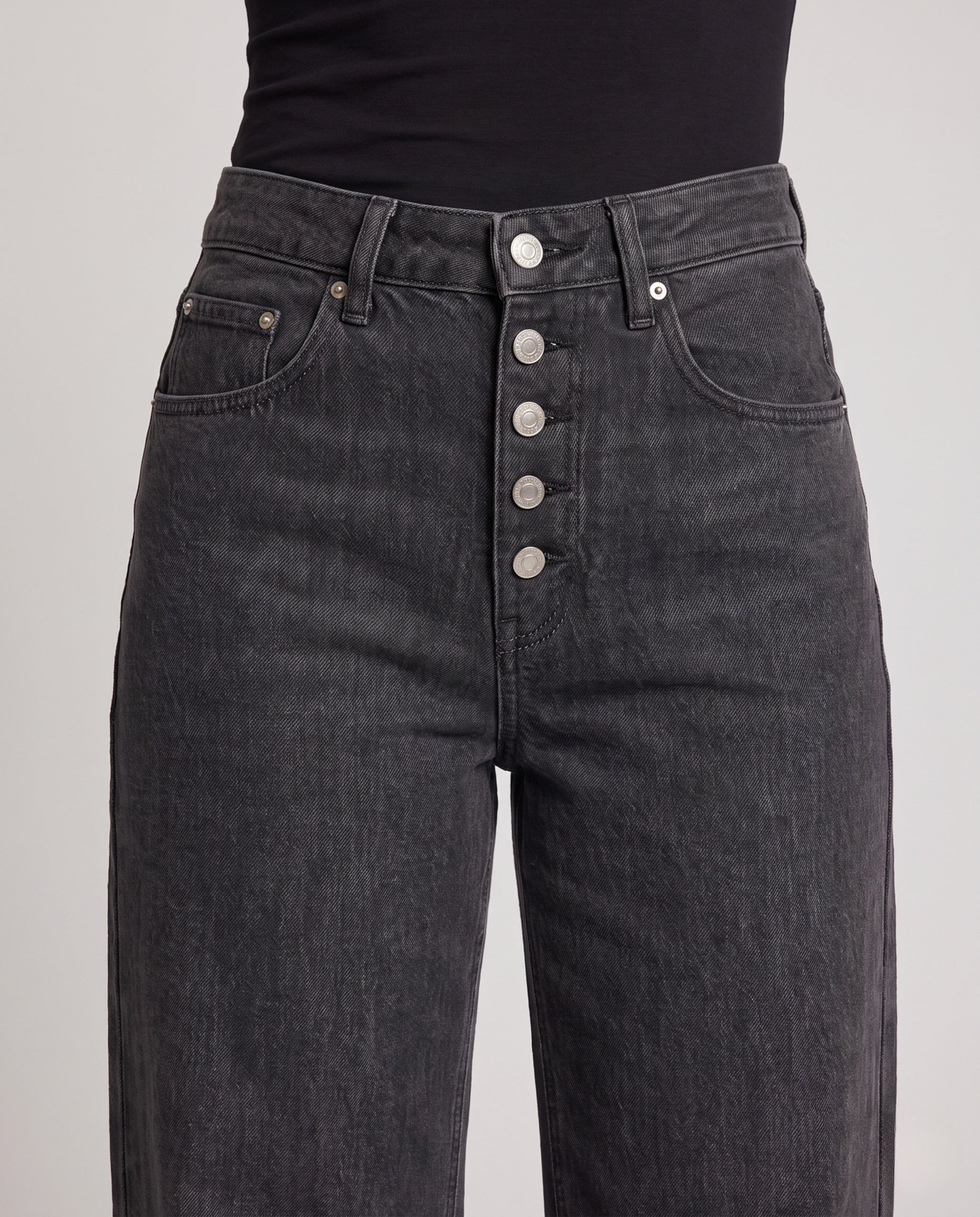 Product 10999784046938 - close_up_detail