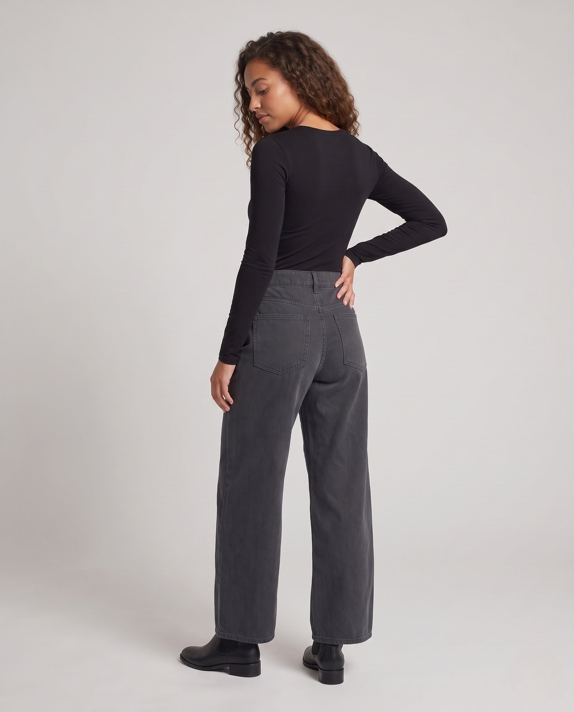 Product 10999785226586 - back_view