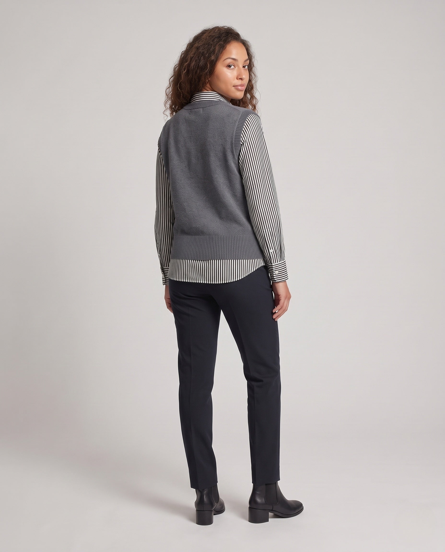 Product 11001255657818 - back_view
