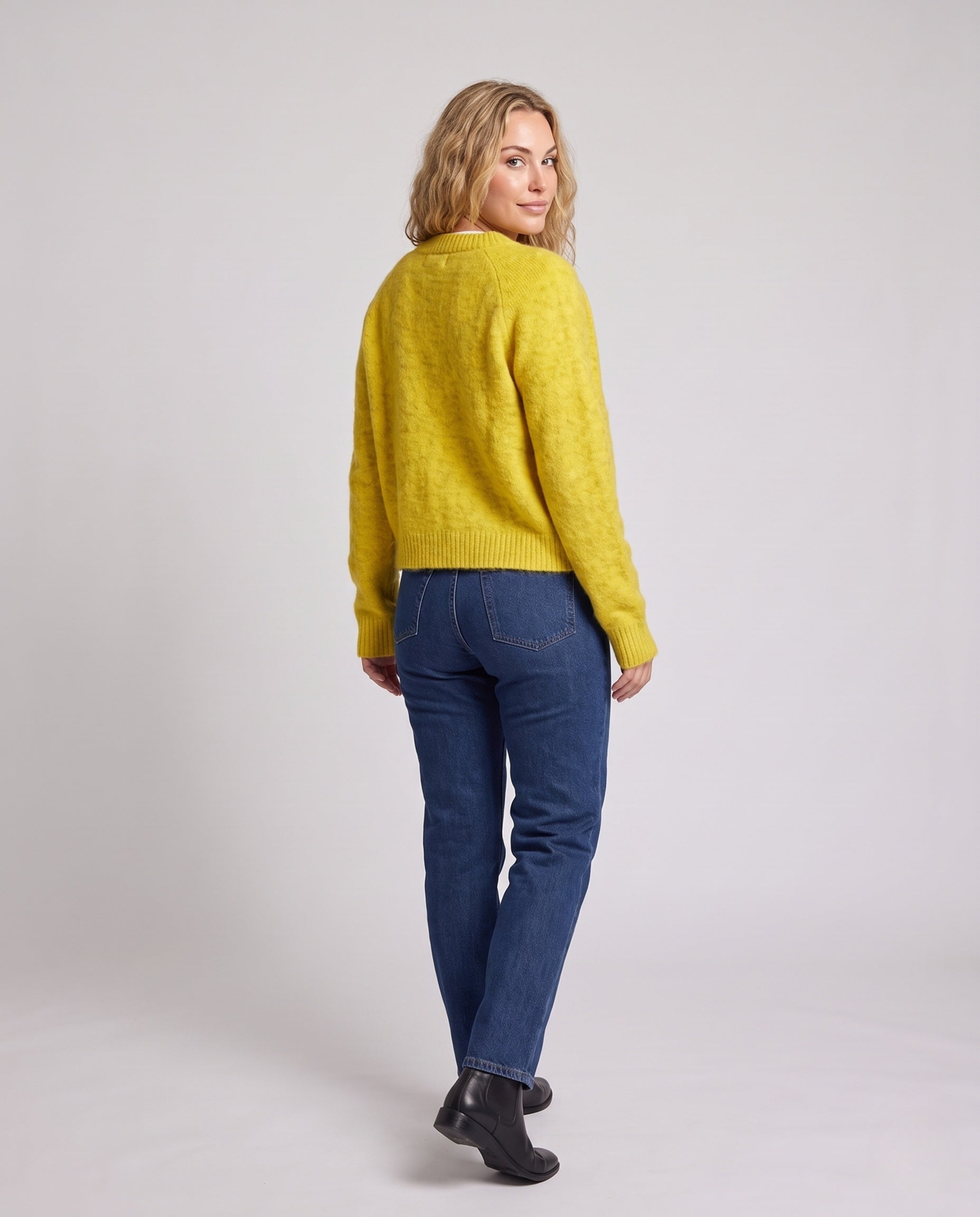 Product 11001261359450 - back_view