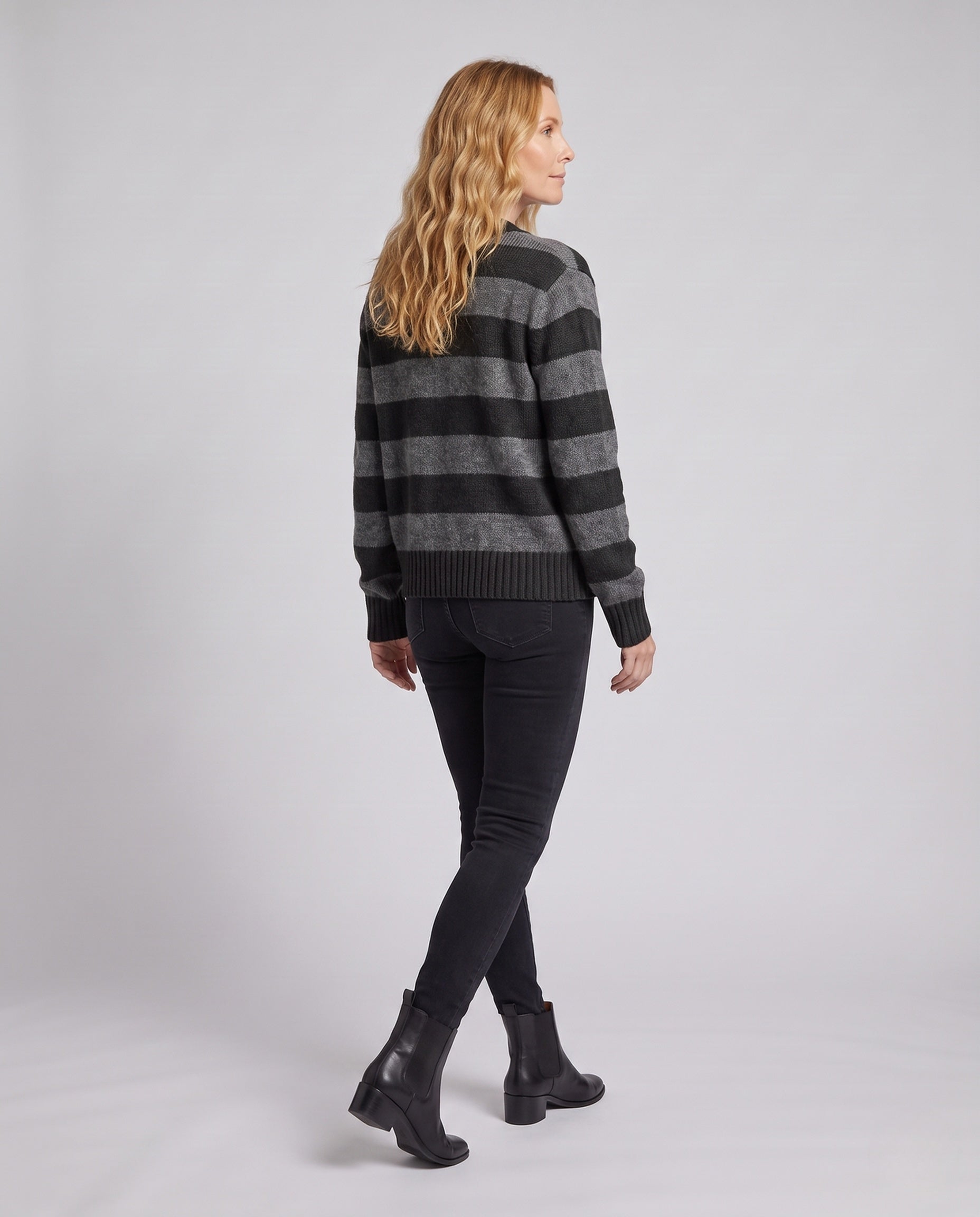 Product 11001262408026 - back_view