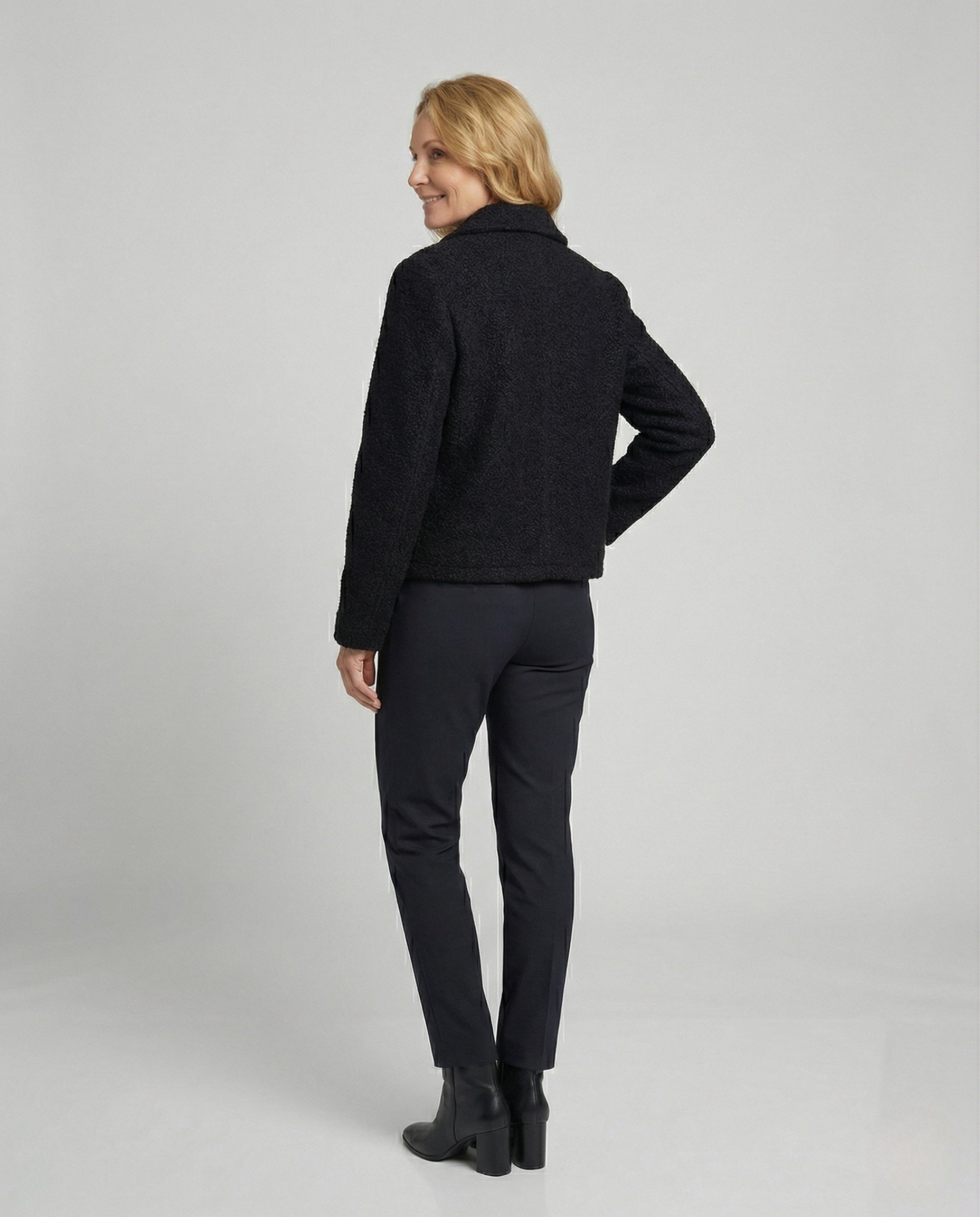 Product 15444958445898 - back_view