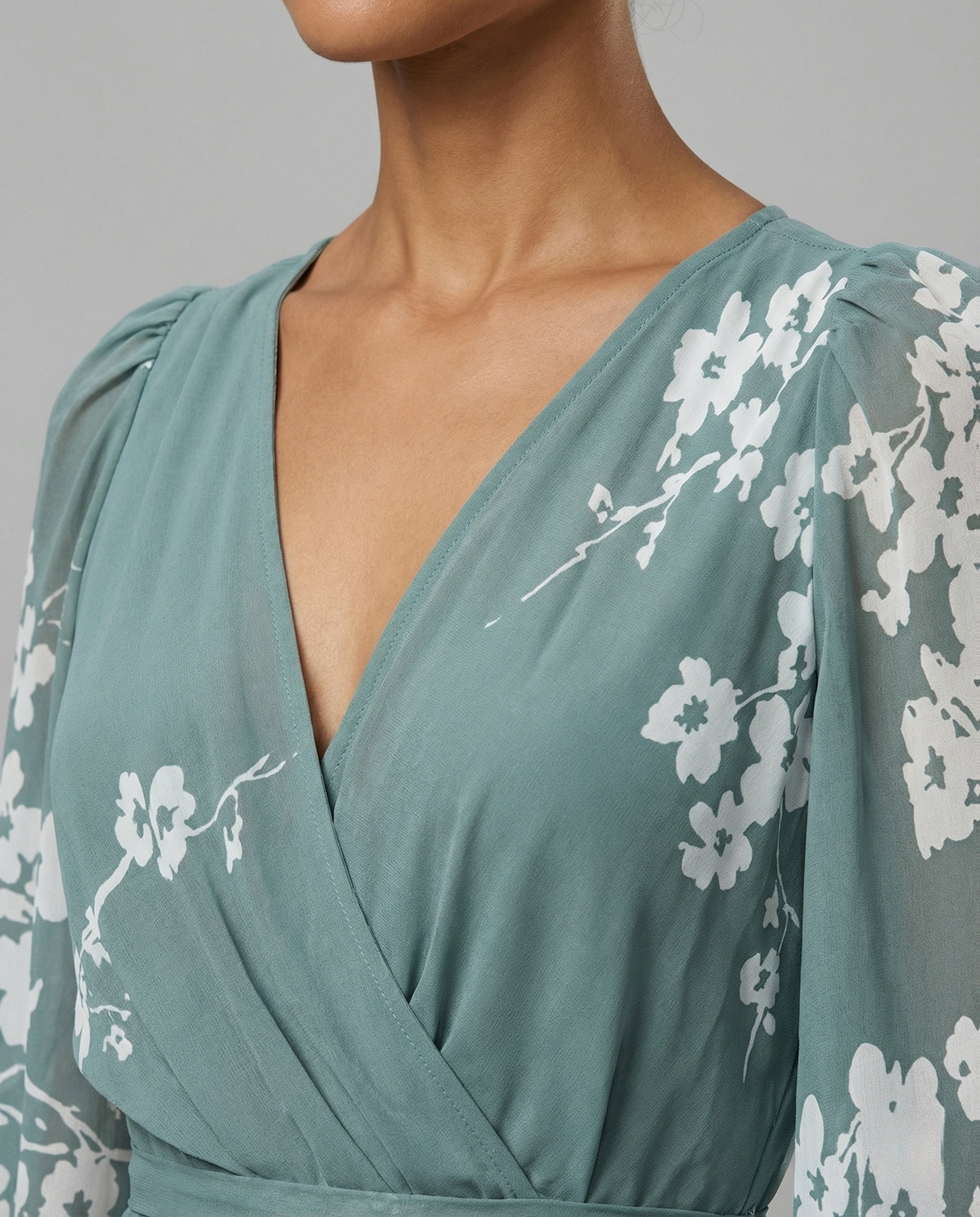 Product 15479716249930 - close_up_detail