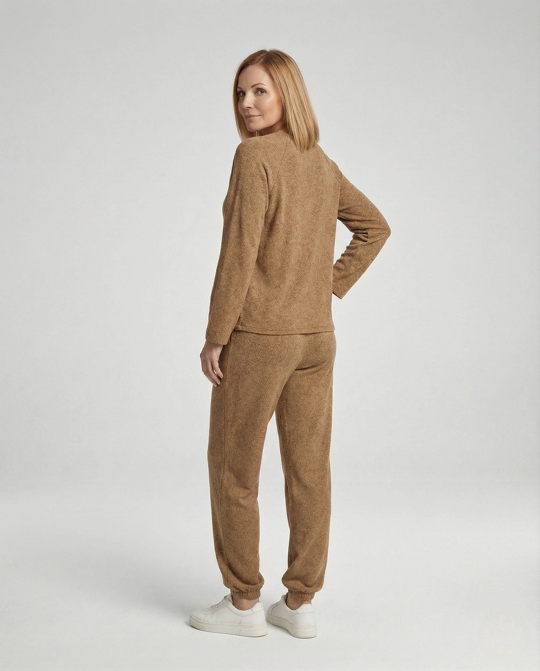 Product 15499454447946 - back_view