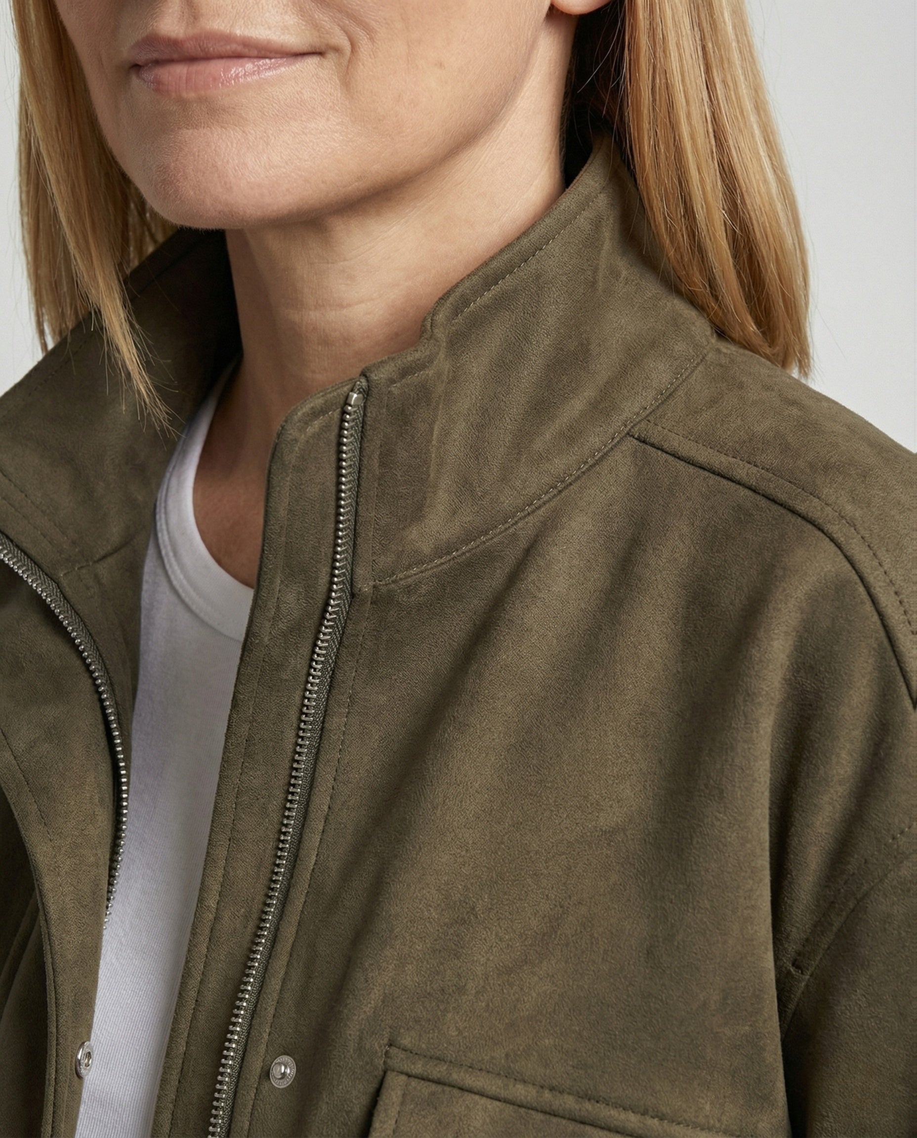 Product 15503798534474 - close_up_detail