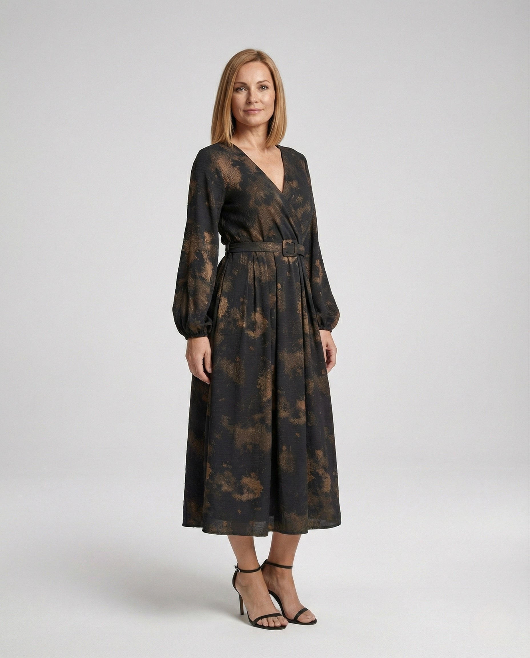 Product 15505979801930 - full_body_front
