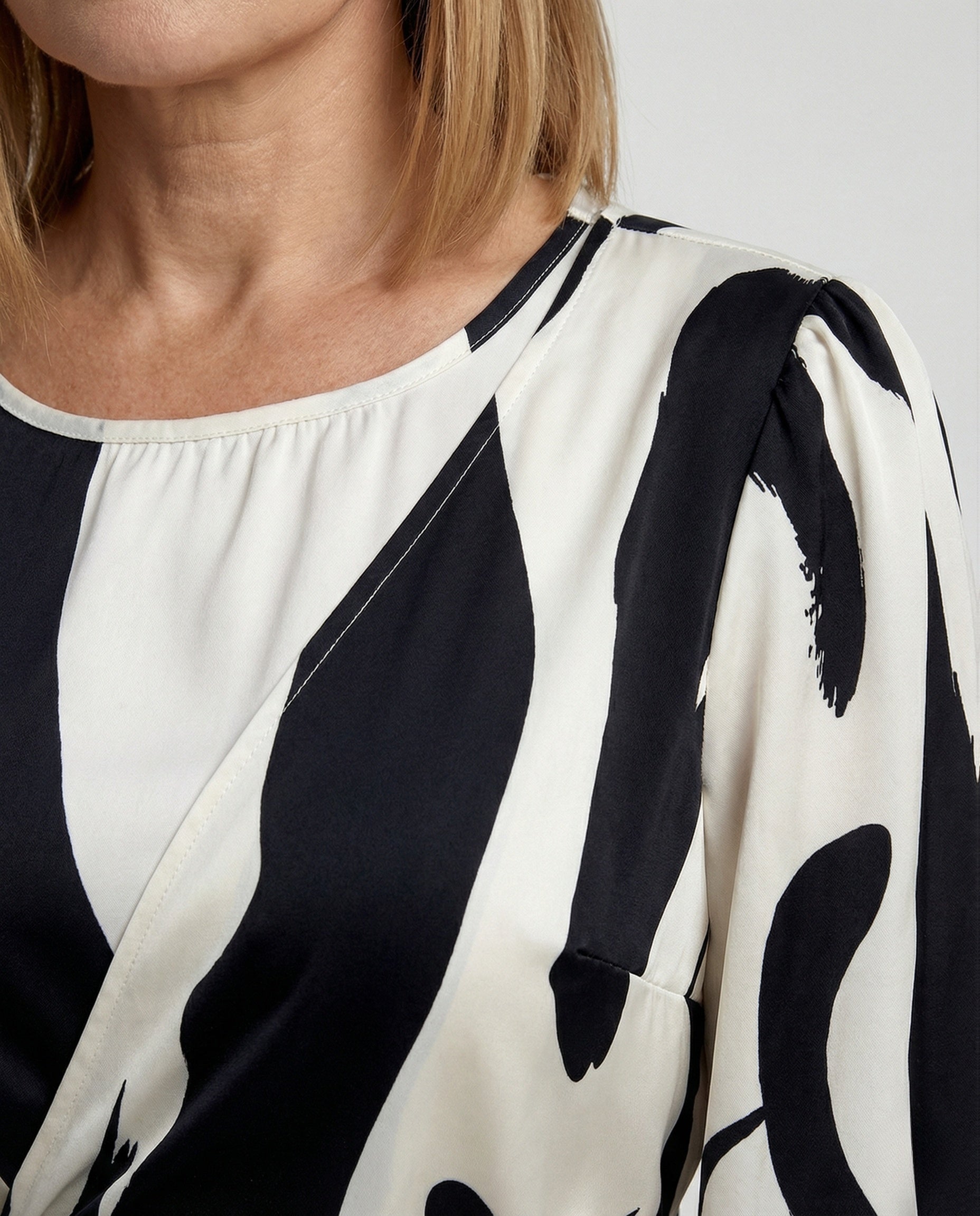 Product 15509566652746 - close_up_detail