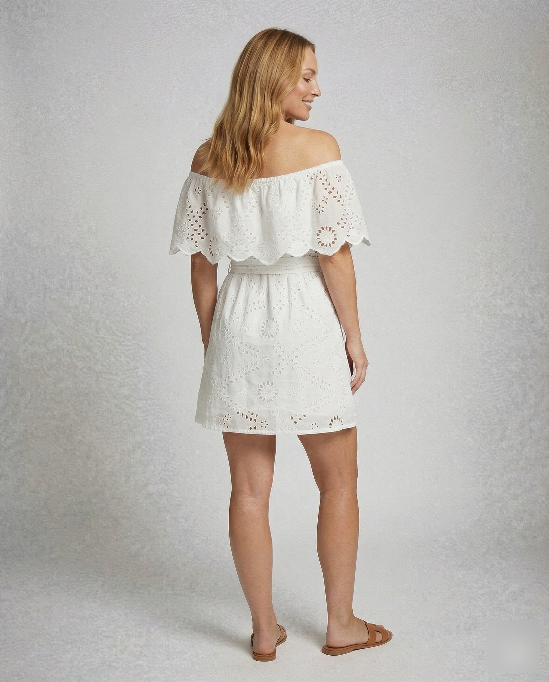 Product 15560921743690 - back_view