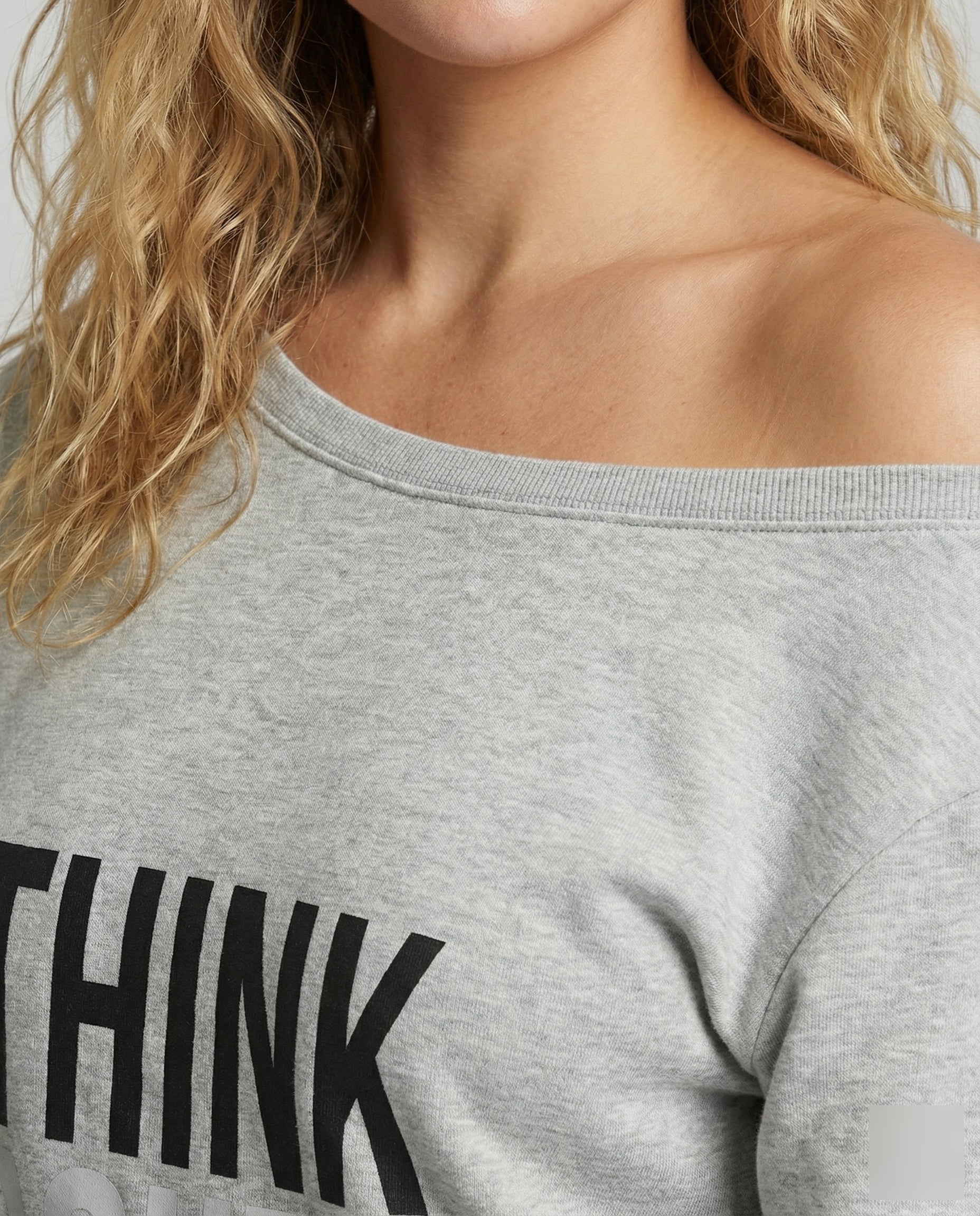 Product 15560989540682 - close_up_detail