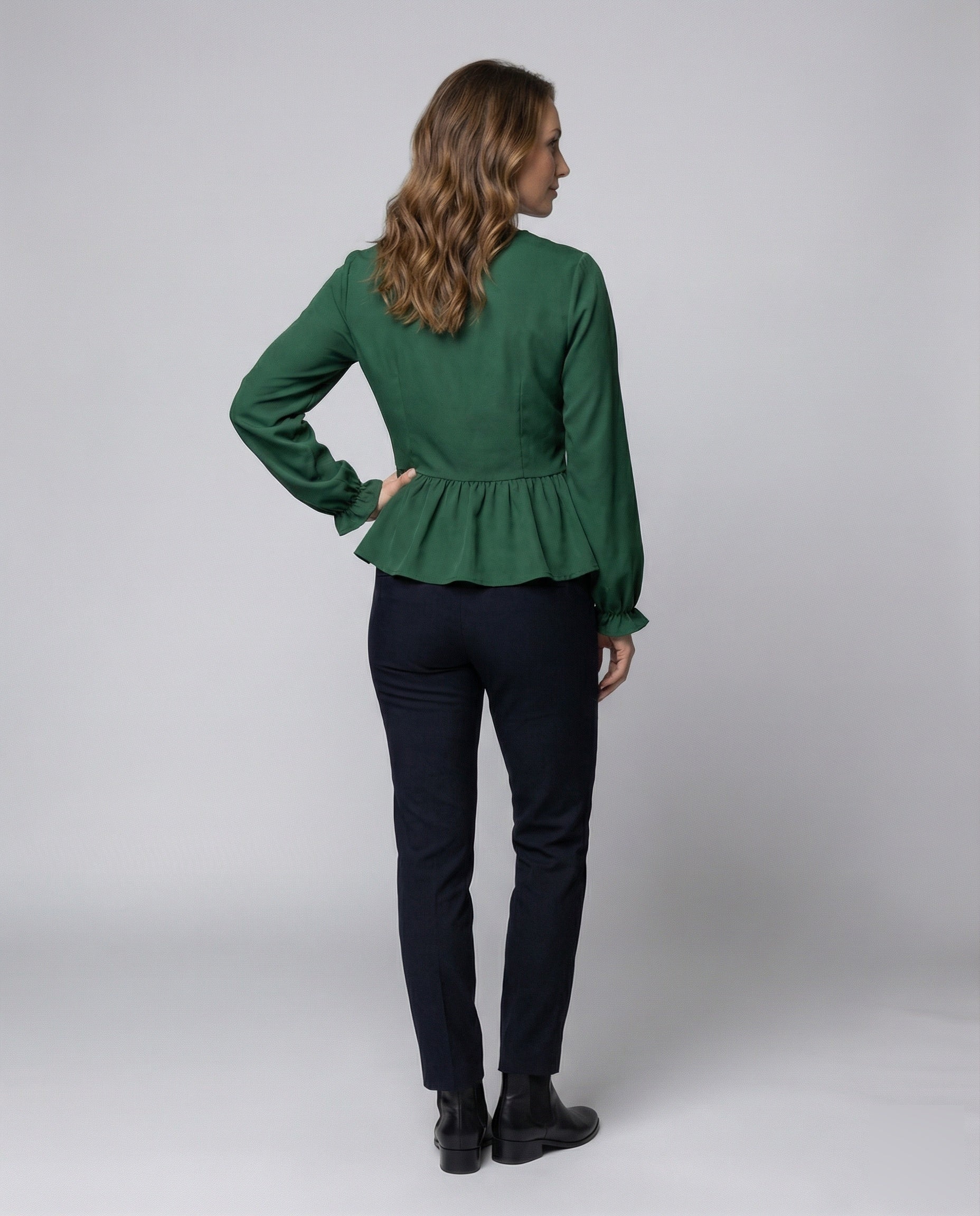 Product 15564291801418 - back_view