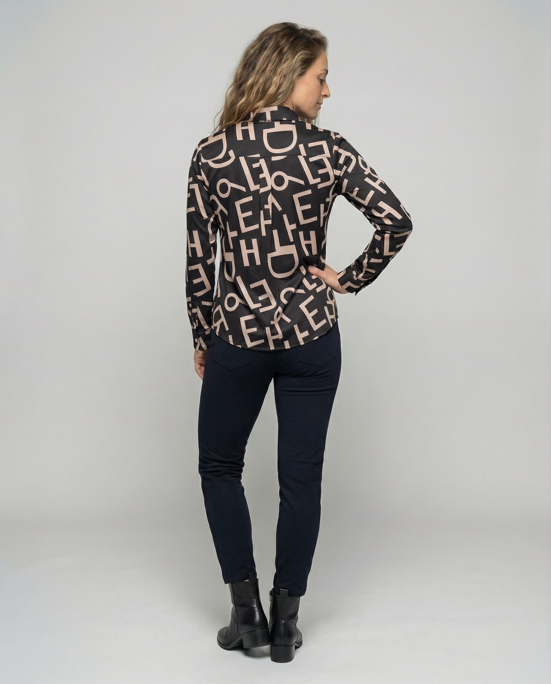 Product 15564292817226 - back_view