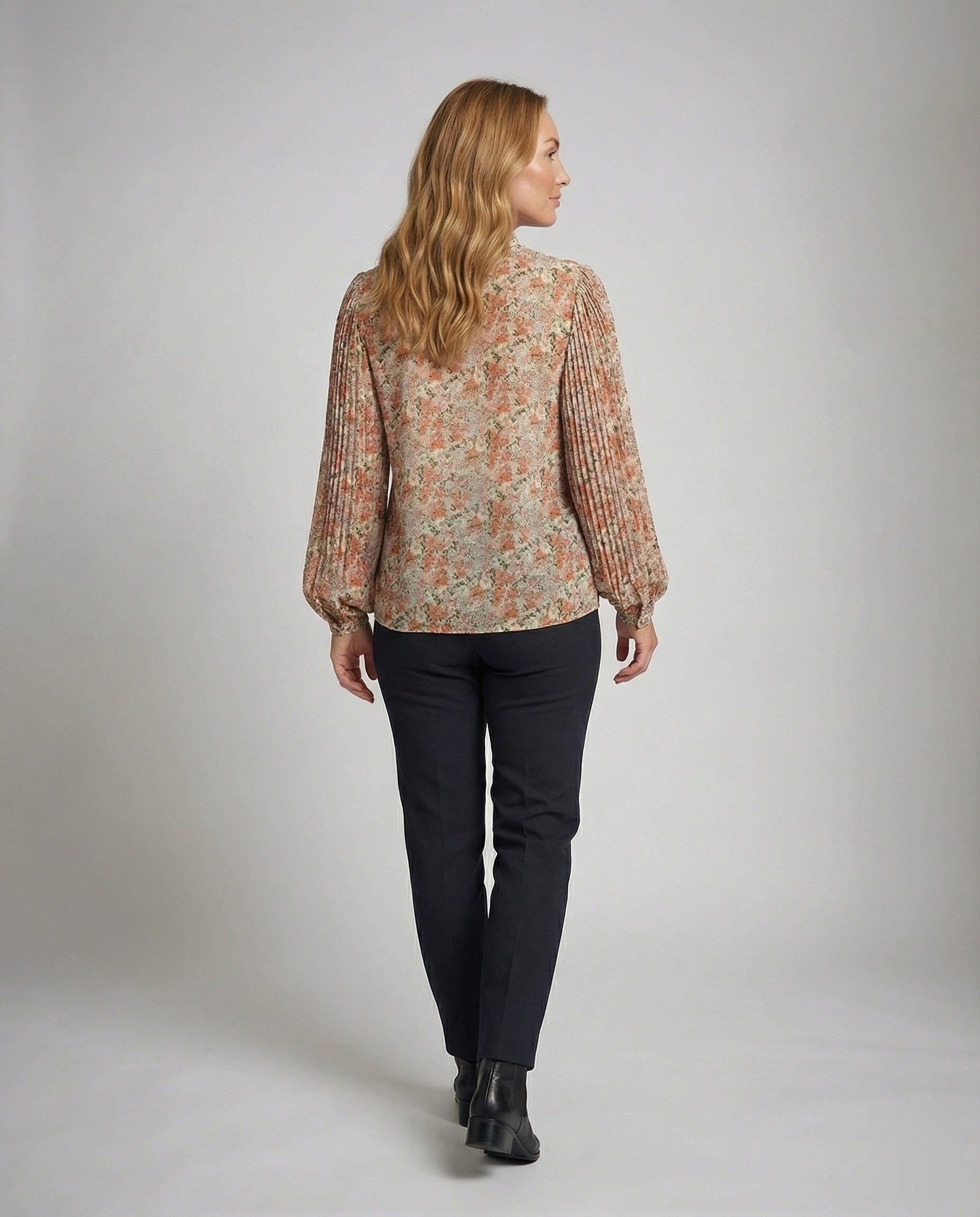 Product 15564319359306 - back_view