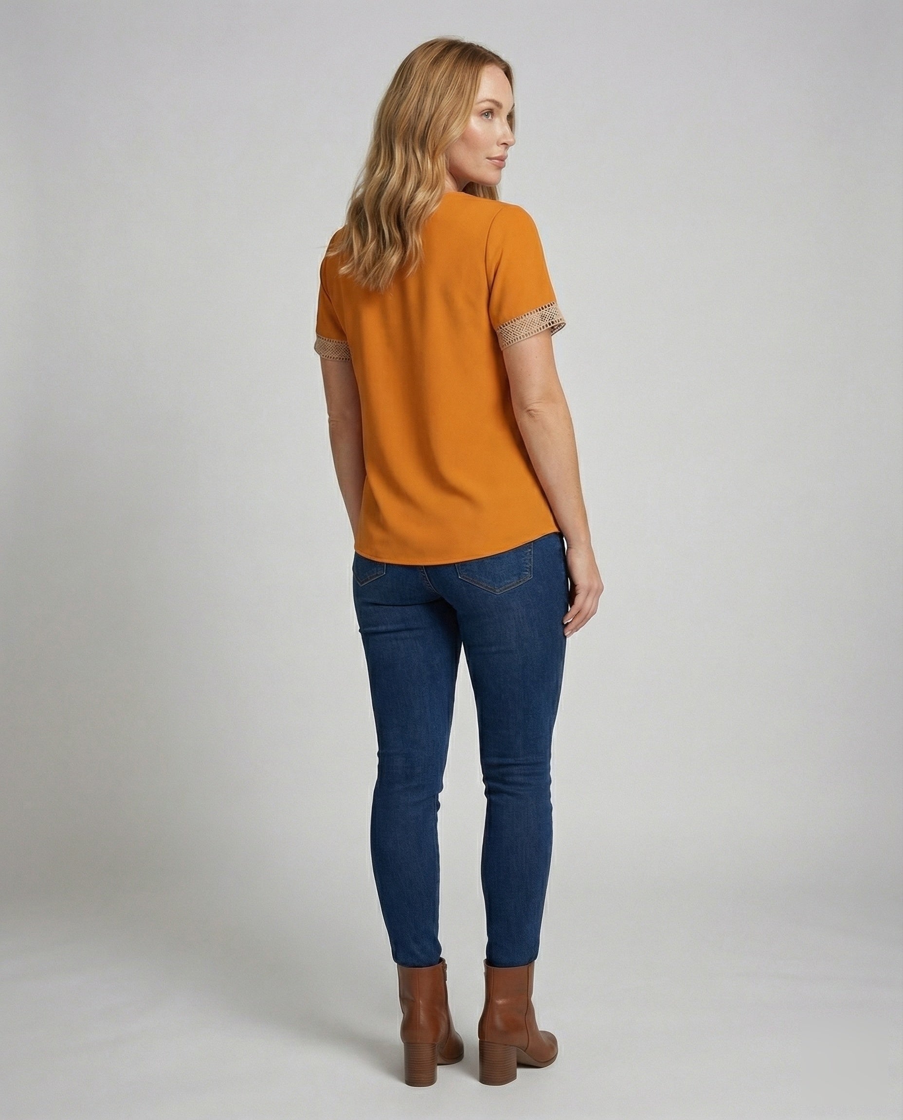 Product 15564319457610 - back_view