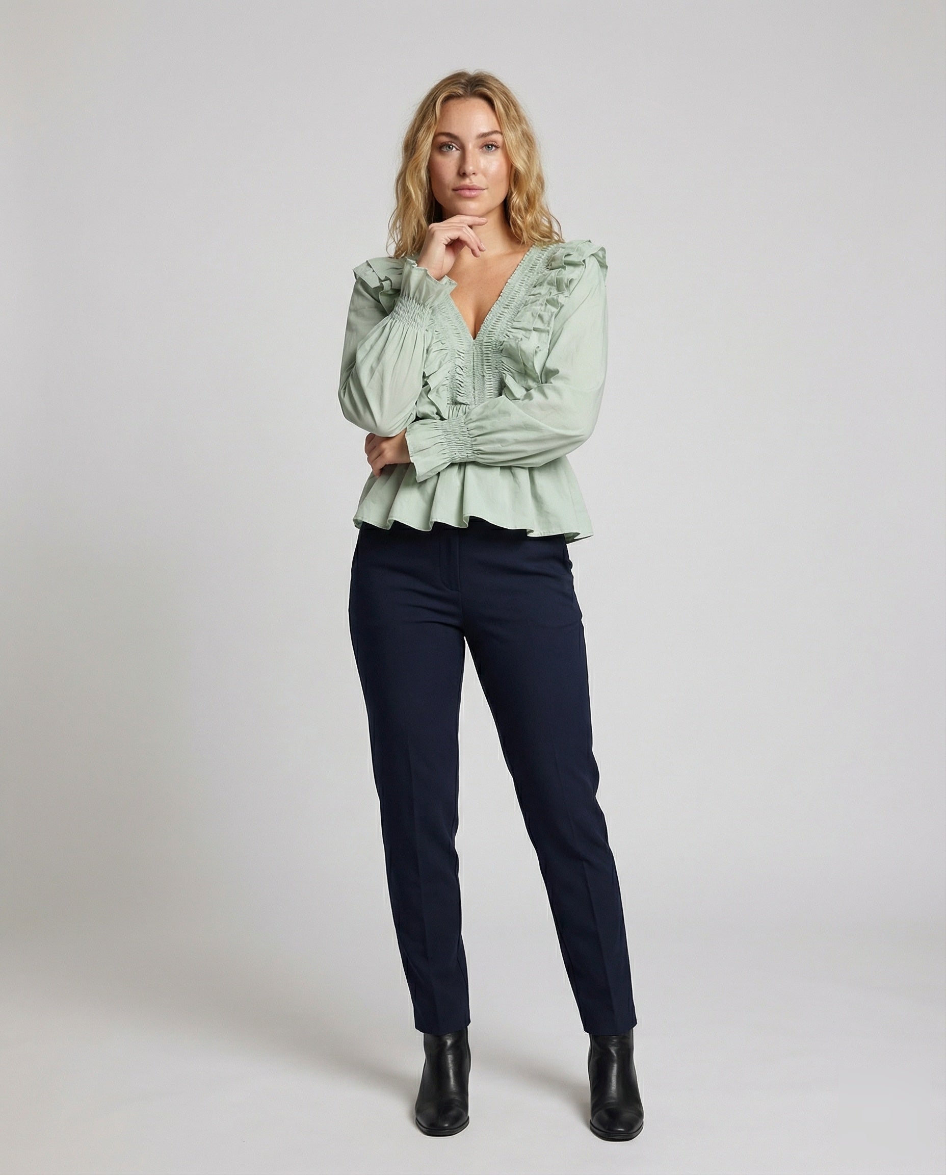 Product 15564341248330 - full_body_front