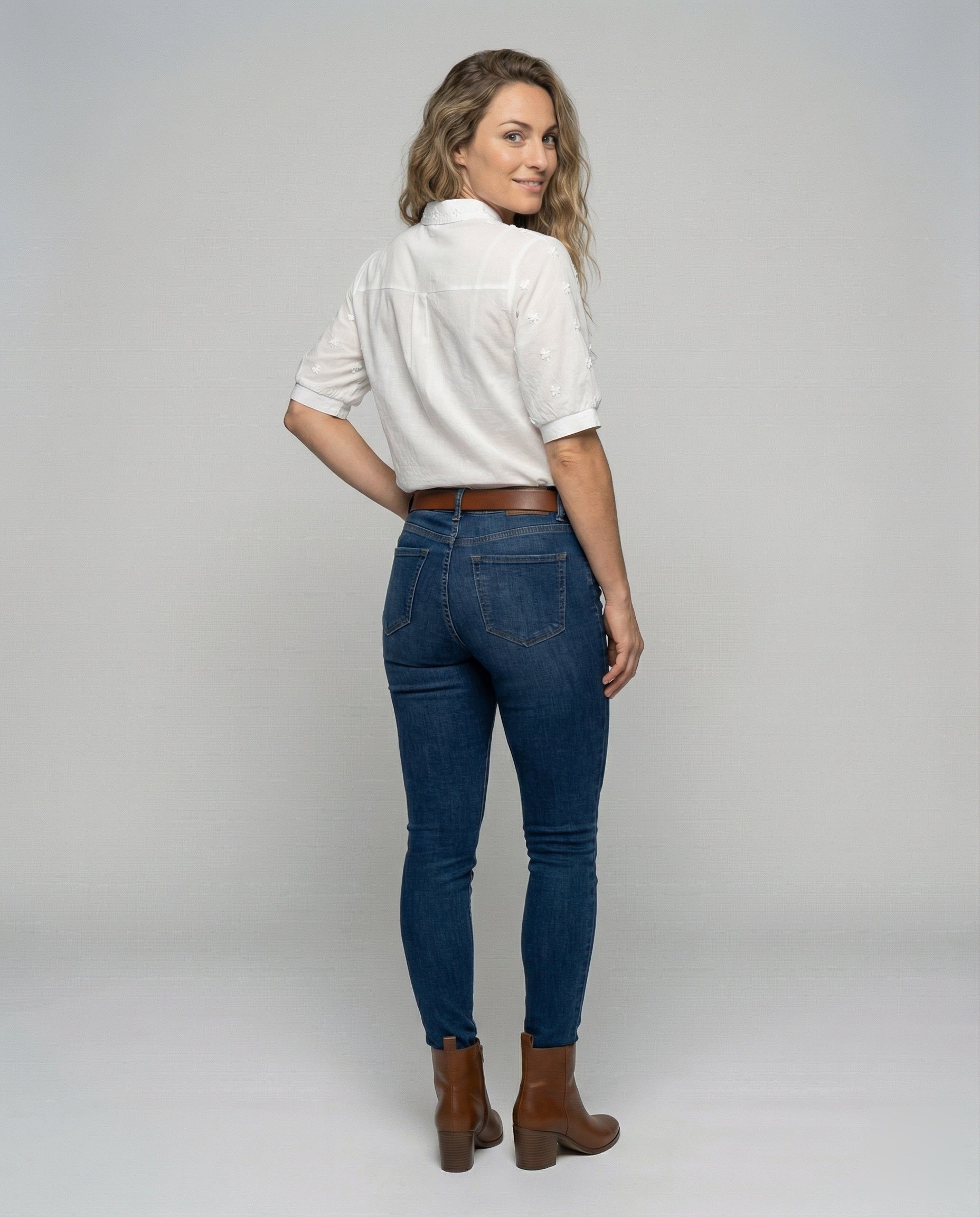 Product 15566627668298 - back_view