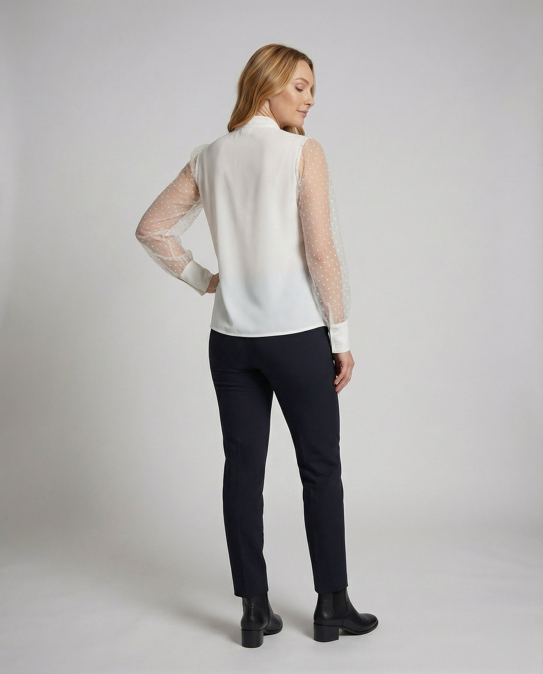 Product 15566633664842 - back_view