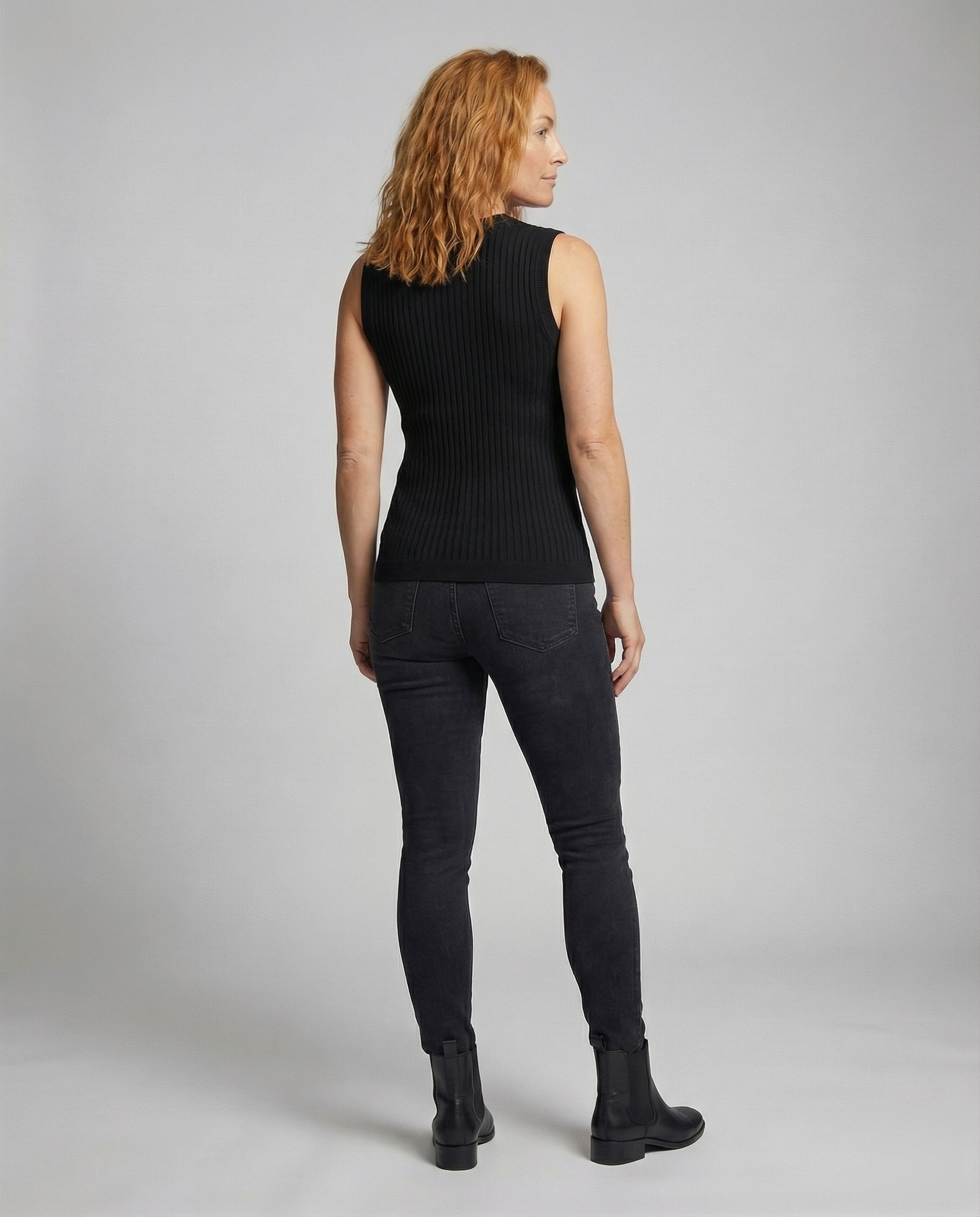 Product 15566638809418 - back_view