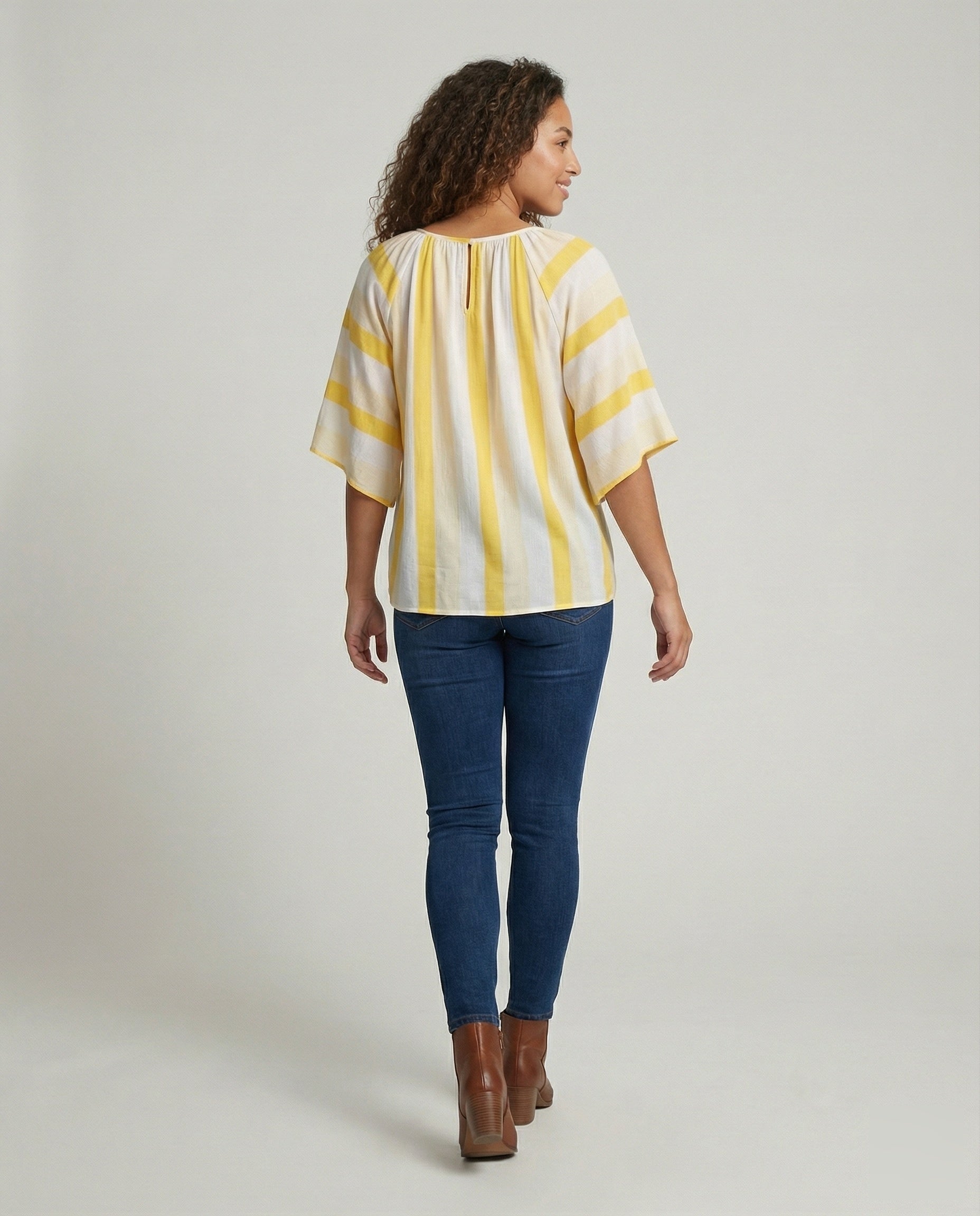 Product 15566683865418 - back_view