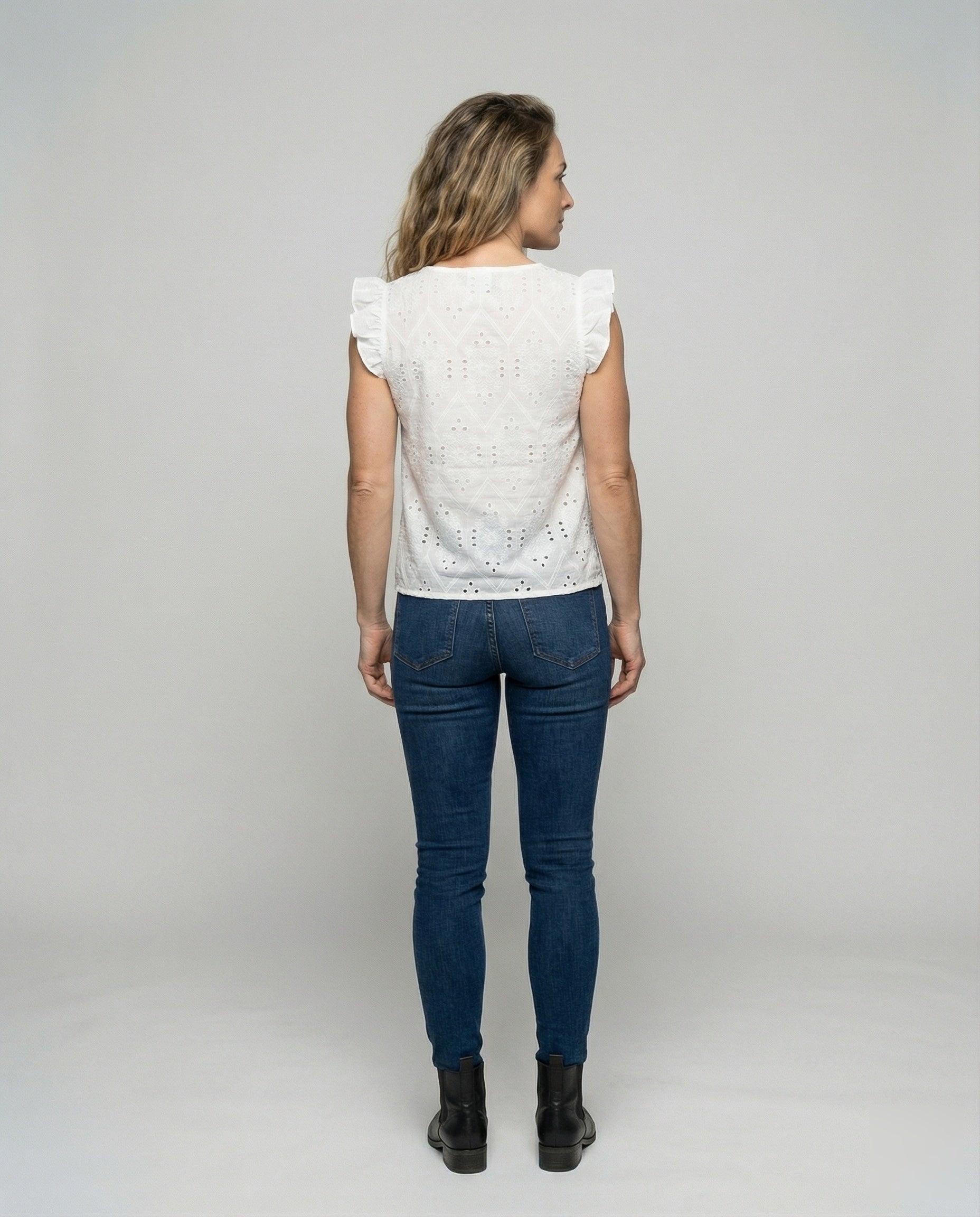 Product 15566741307722 - back_view