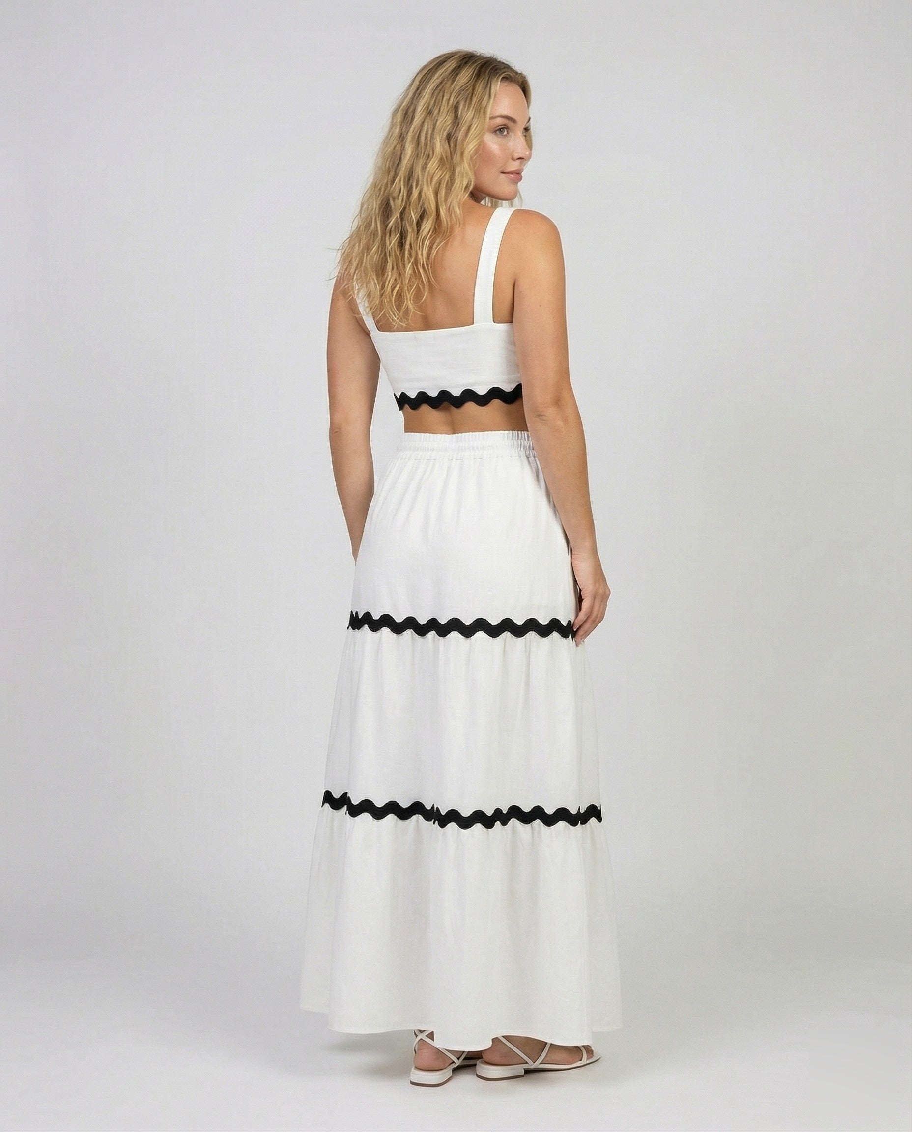 Product 15566743044426 - back_view