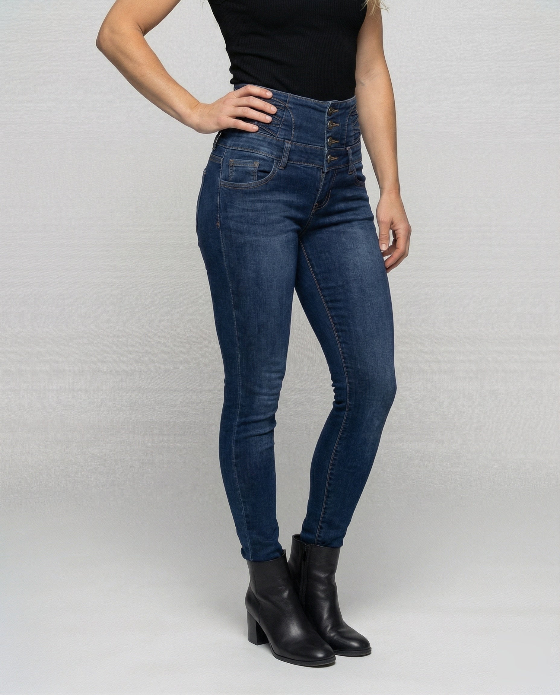 Product 15576244289866 - lower_body