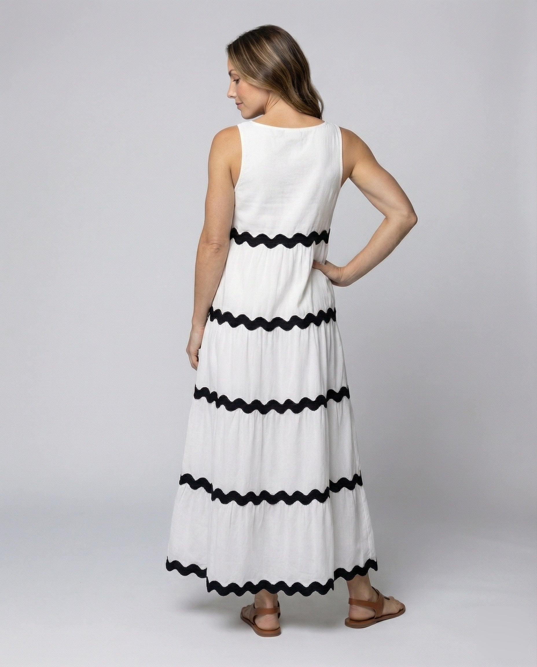 Product 15582181196106 - back_view