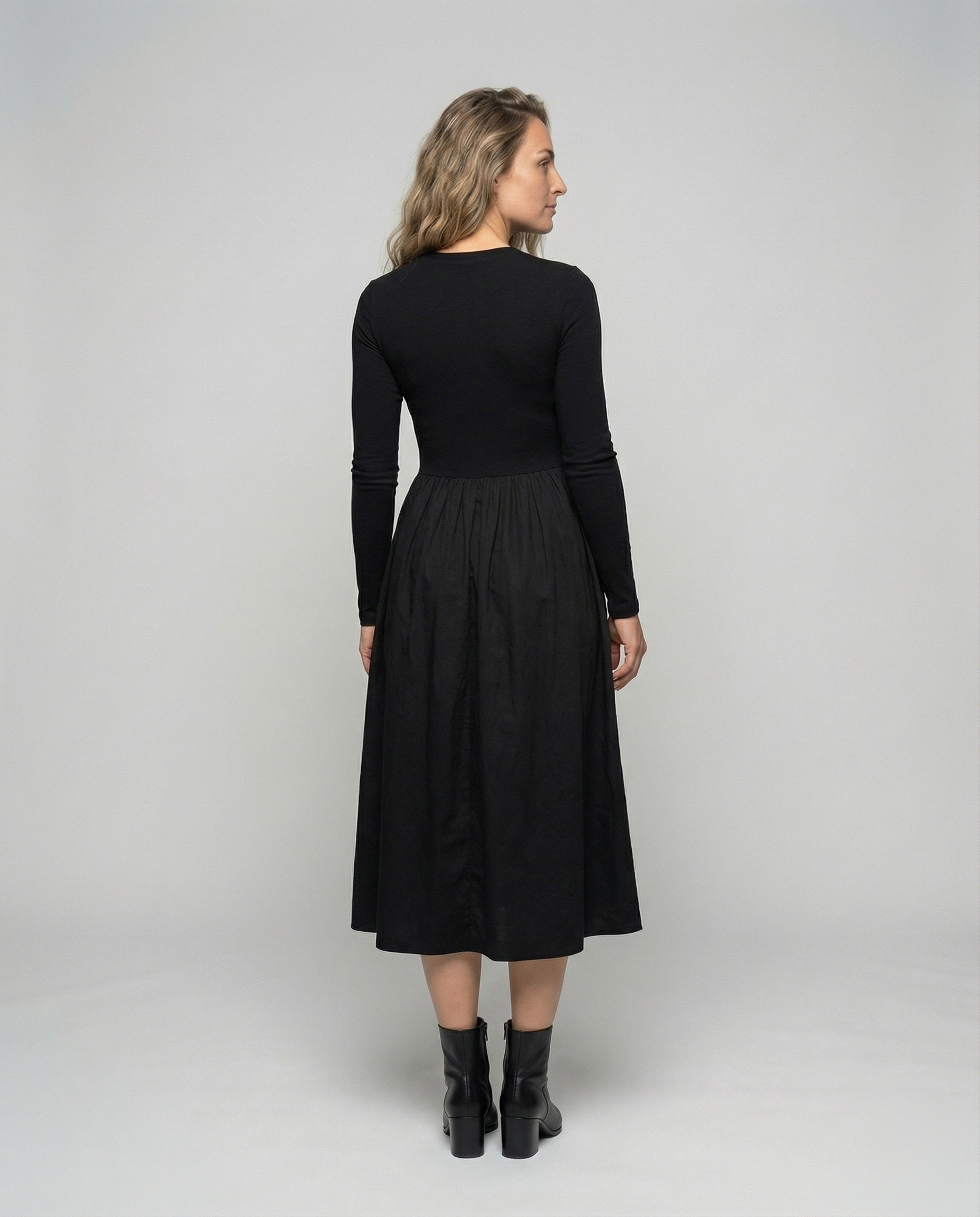 Product 15582752801098 - back_view
