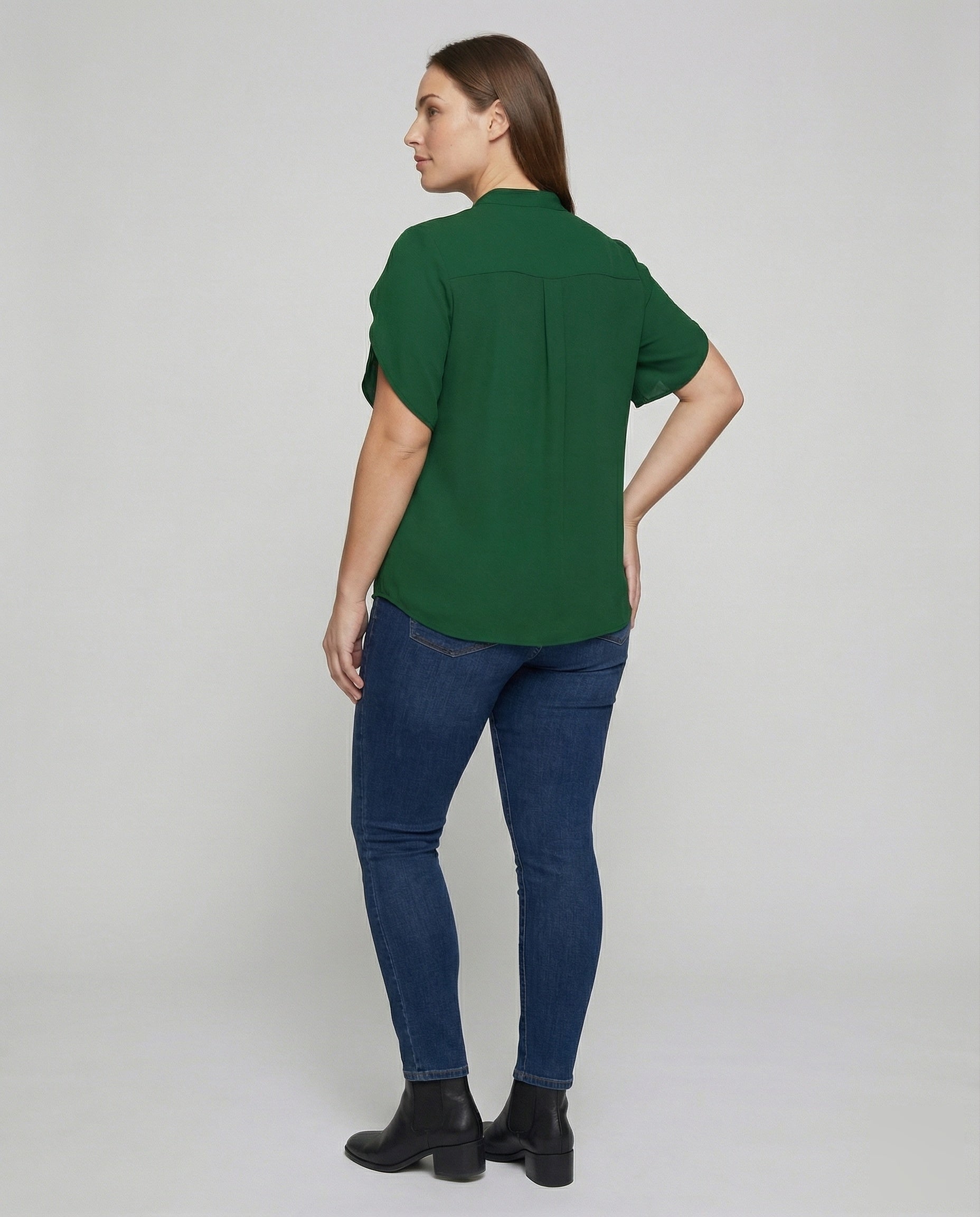 Product 15583511576906 - back_view