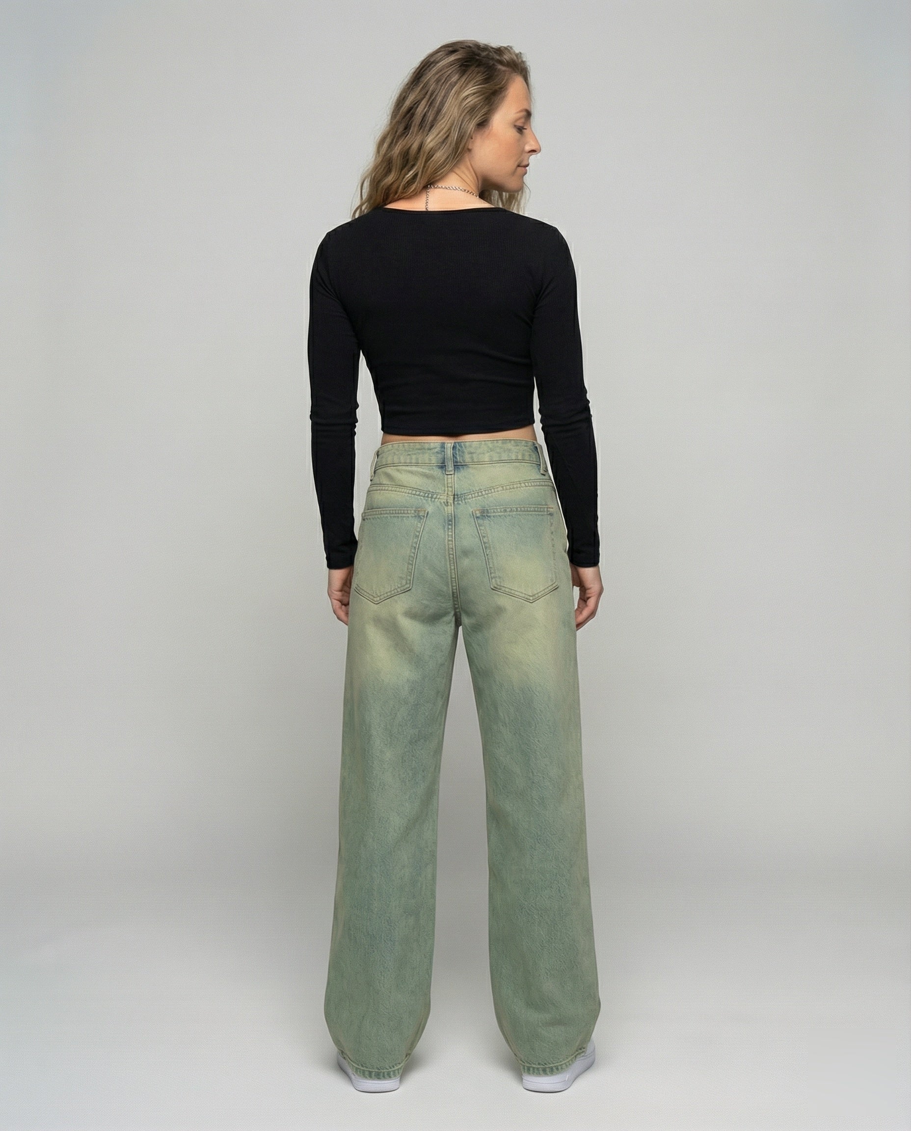 Product 15583513444682 - back_view