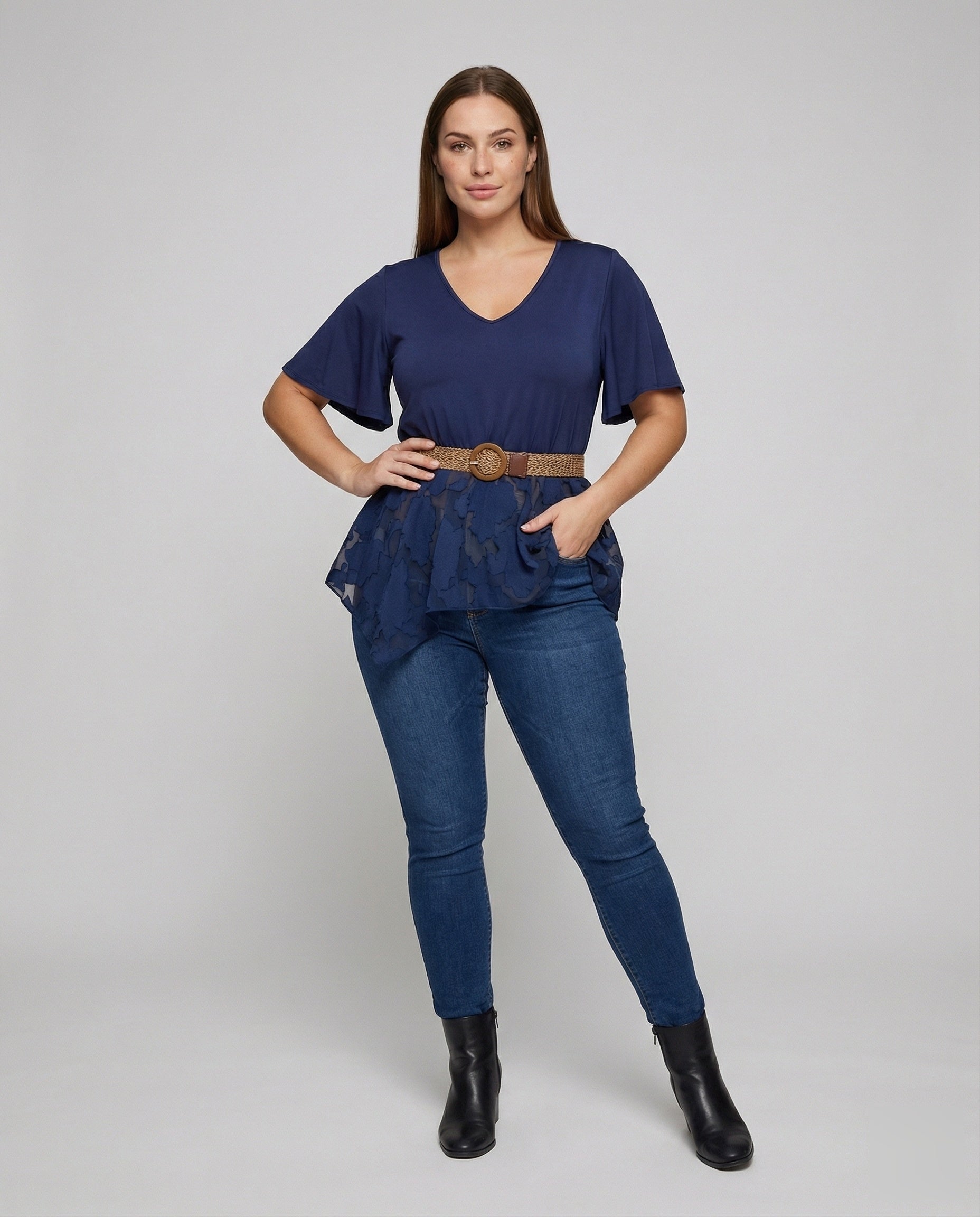 Product 15583517638986 - full_body_front