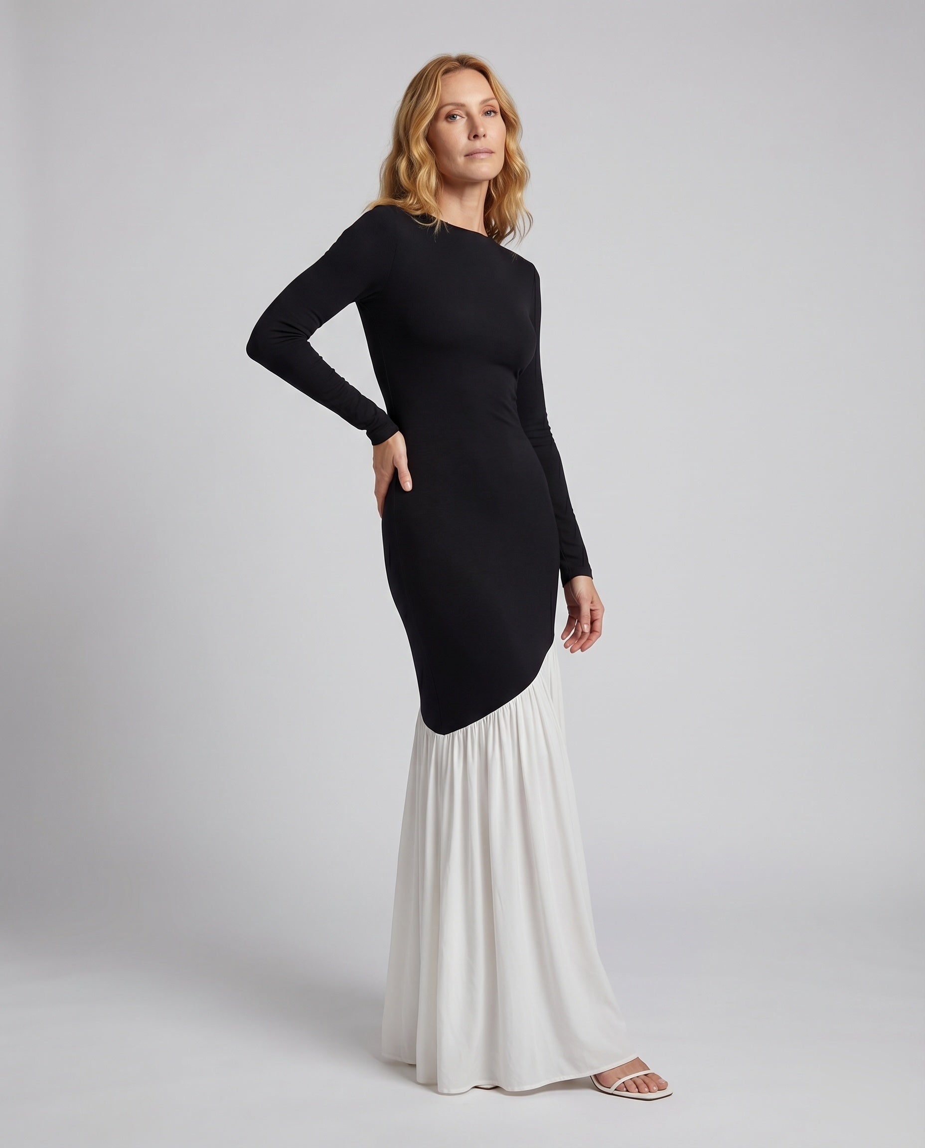 Product 15586945696074 - full_body_front